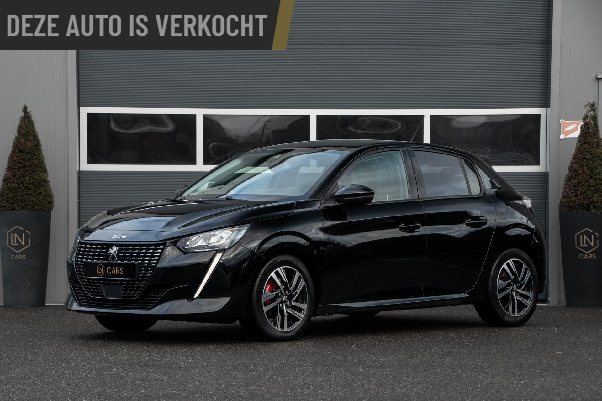 Peugeot 208 1.2 PureTech | Panoramadak | 3D Dashboard 2020 - voorkant