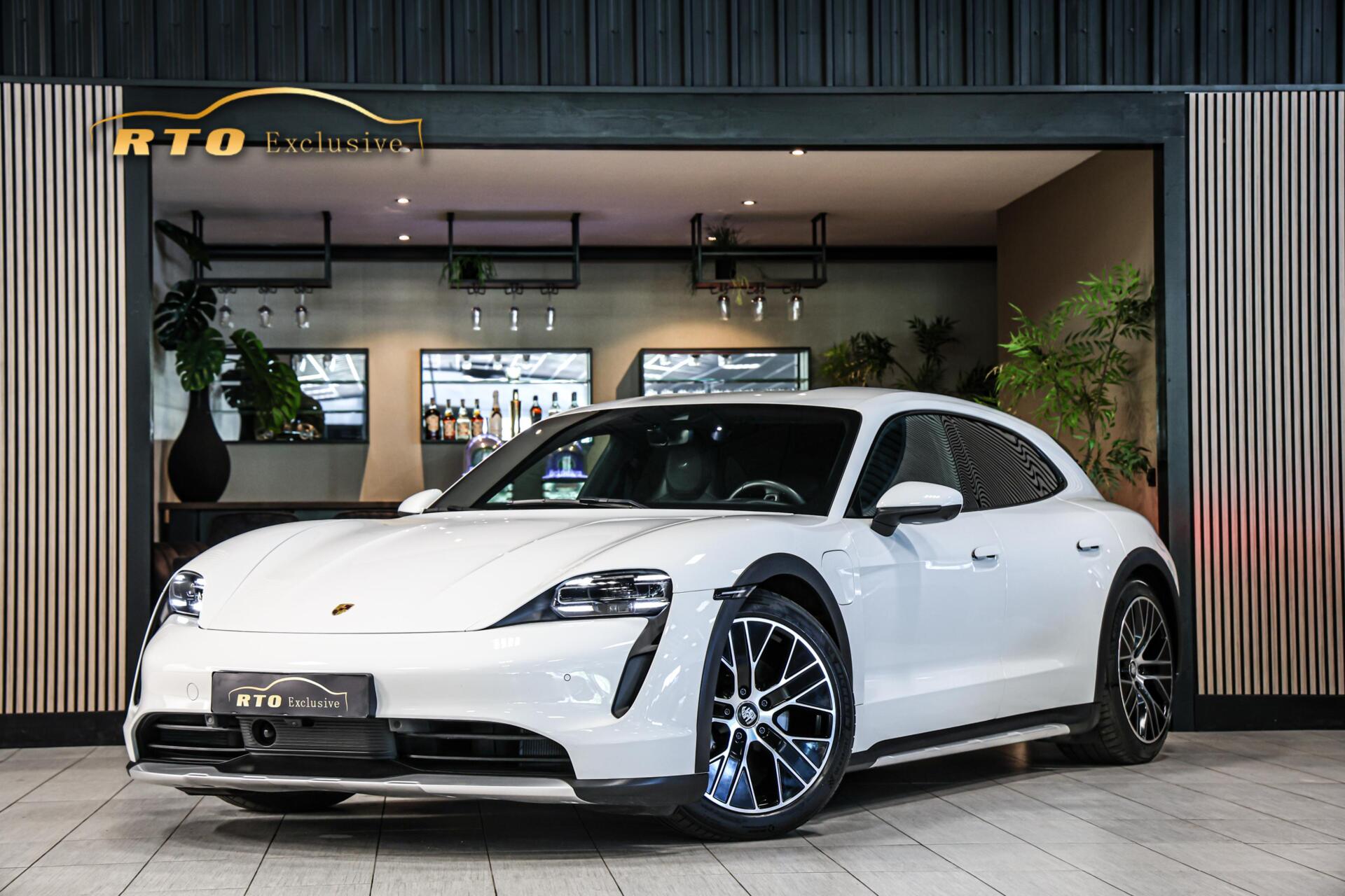 Foto van PORSCHE Taycan 4