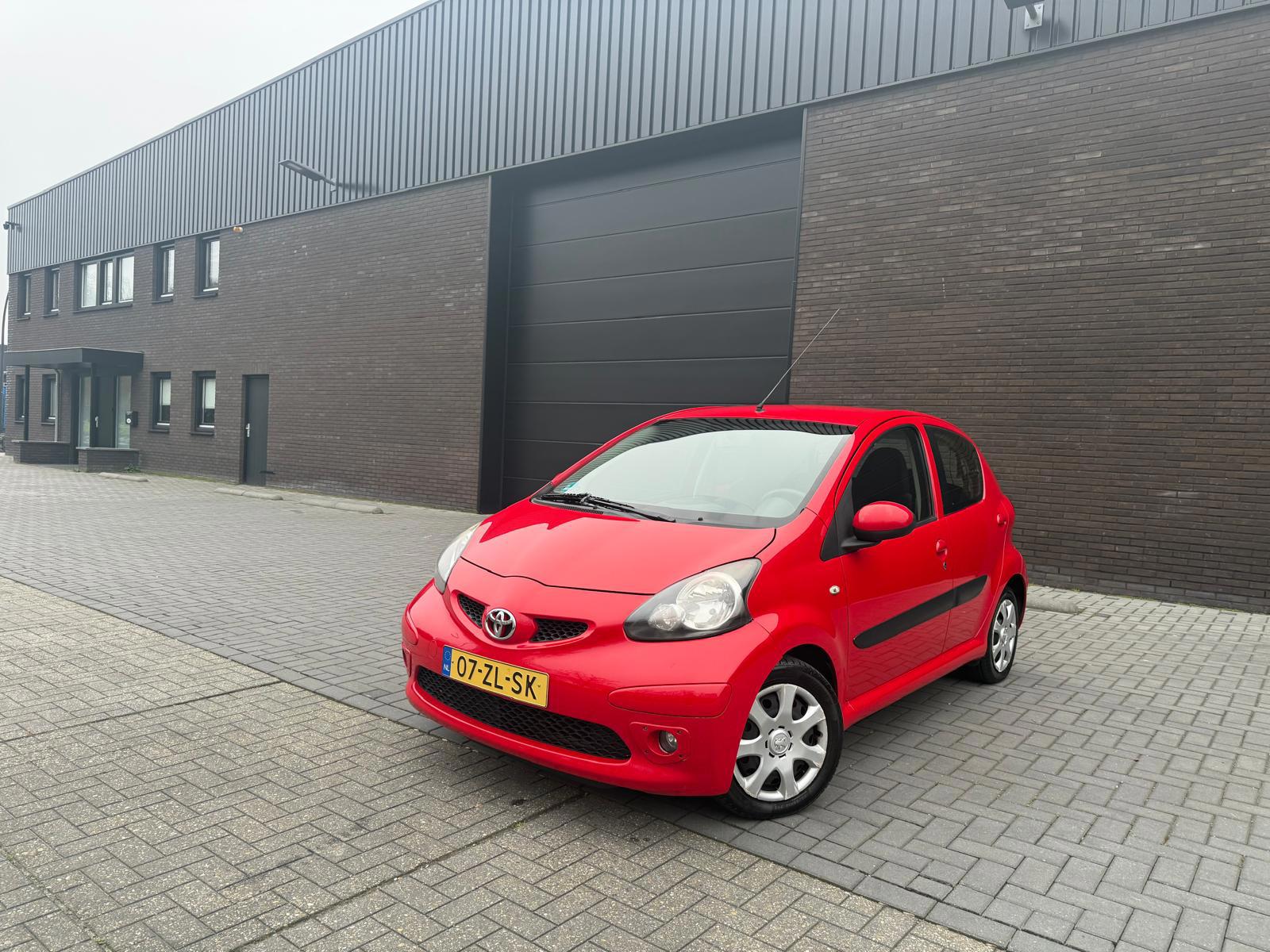 Foto van TOYOTA TOYOTA AYGO