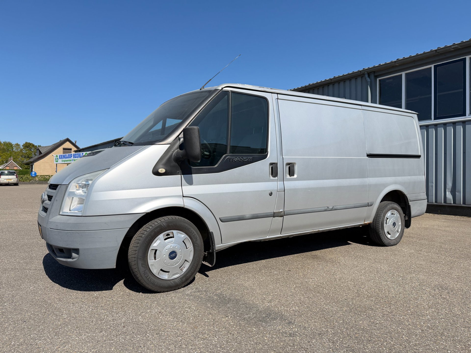 Foto van Ford Transit 280m Van LR 115dpf 4.36