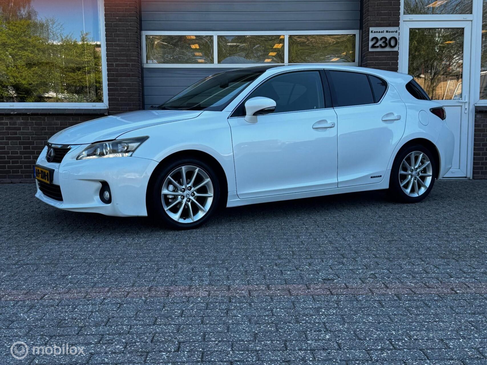 Foto van LEXUS LEXUS CT200H