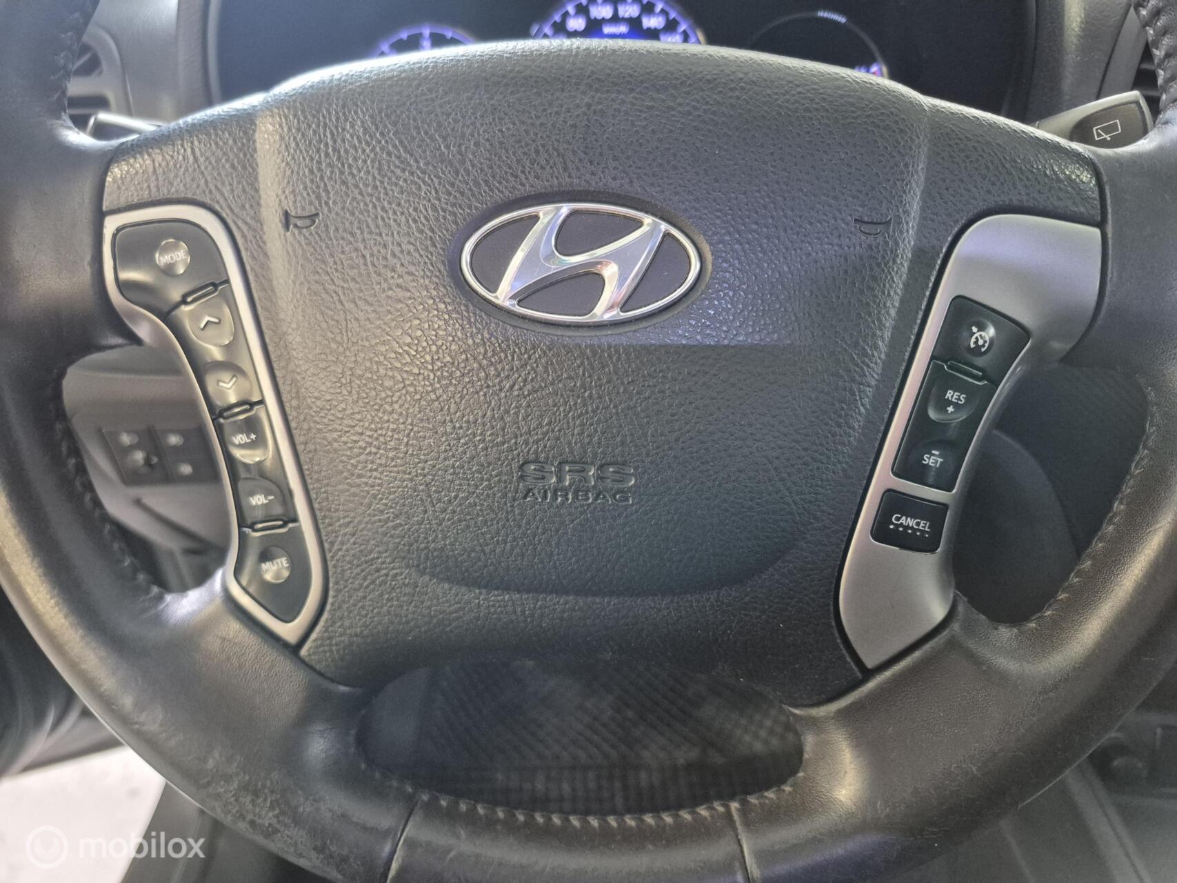 Foto van Hyundai Santa Fe 2.2 Crdi R 4wd Van