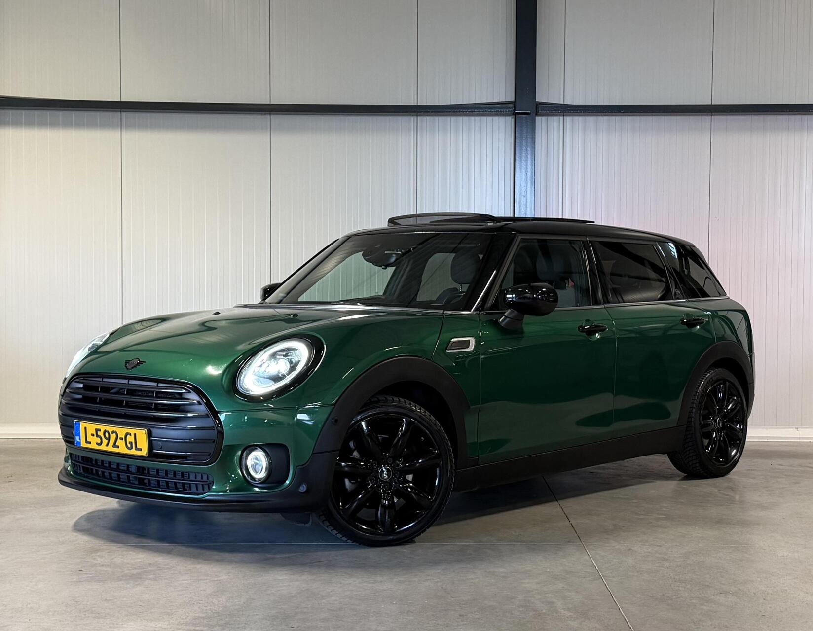 Foto van MINI CLUBMAN COOPER