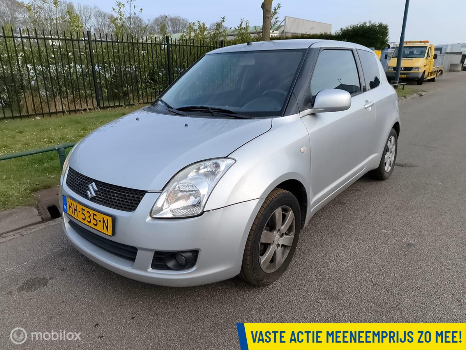 Foto van SUZUKI SWIFT