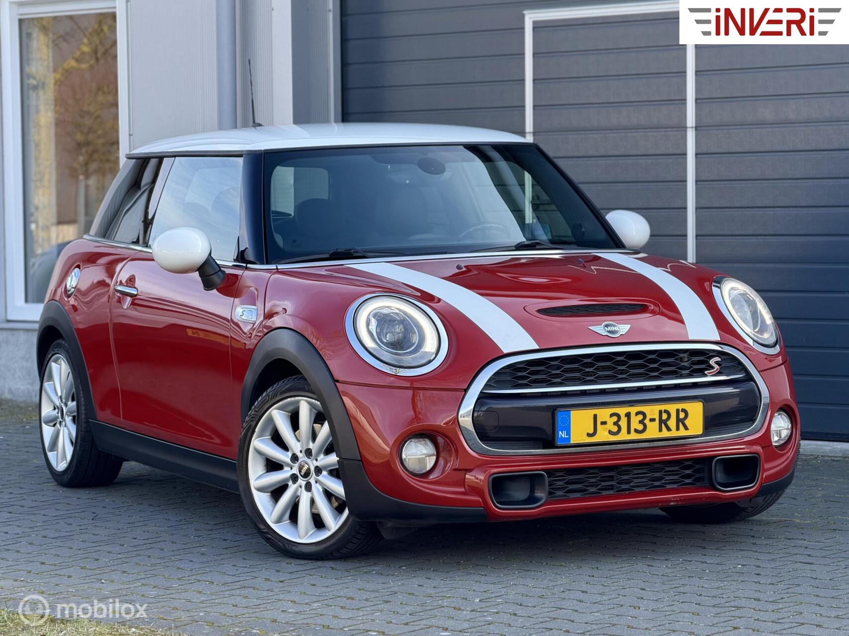 Foto van MINI COOPER S