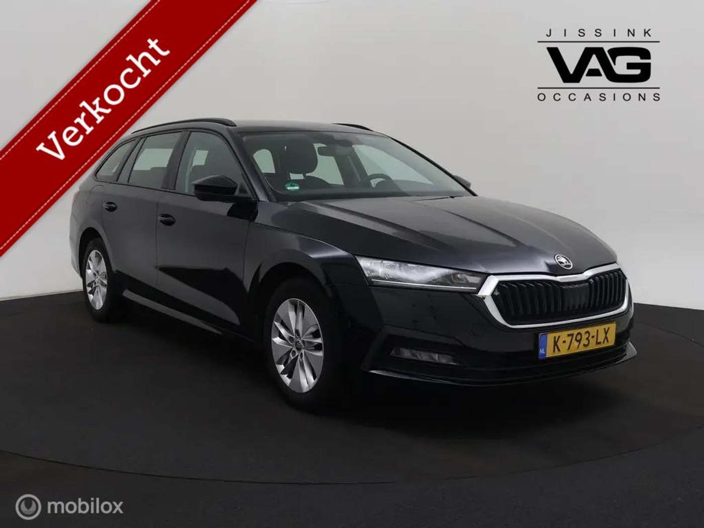 Skoda Octavia 1.0 e-TSI Business Edition 2021 - voorkant