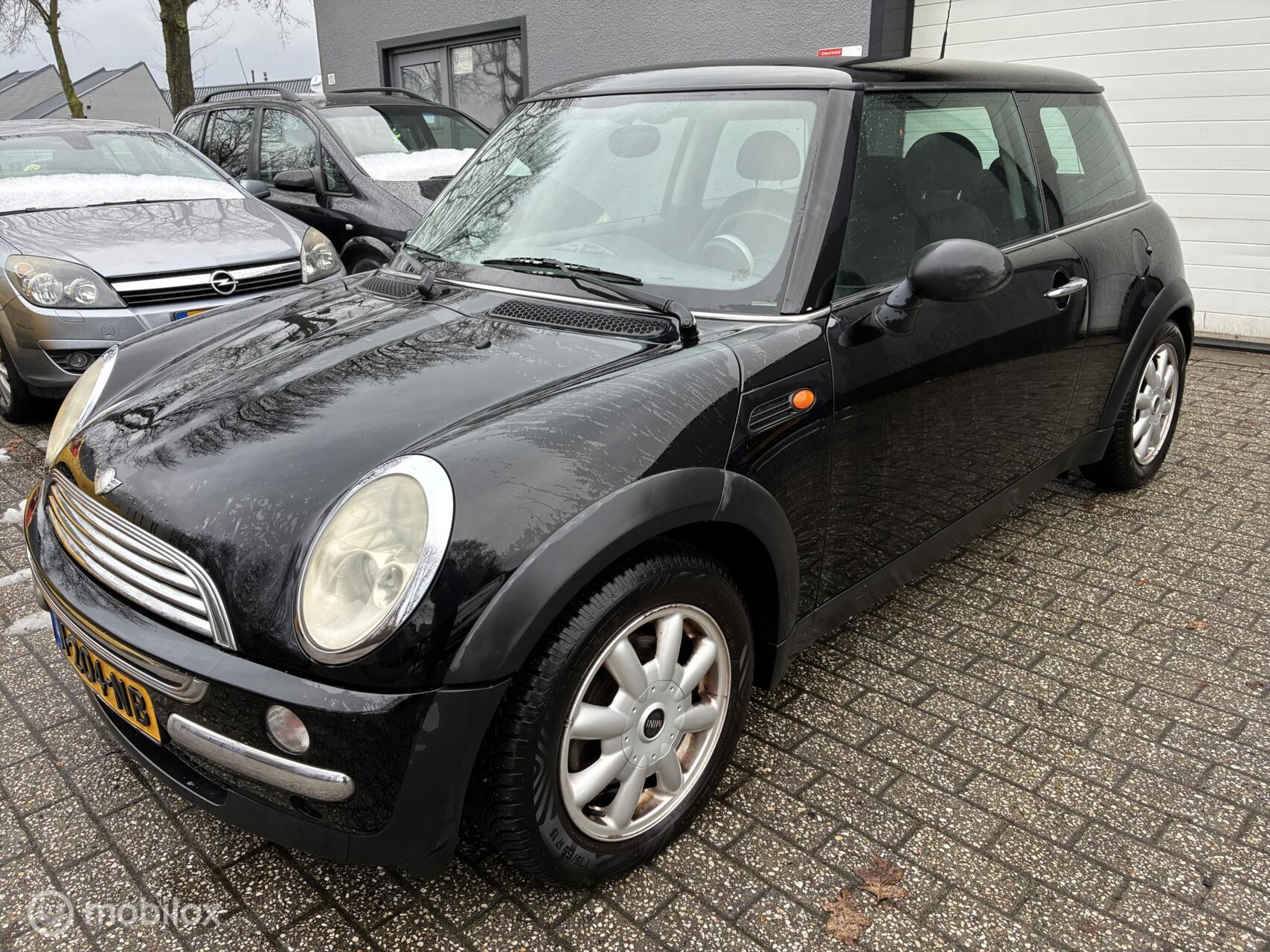 Foto van MINI MINI ONE