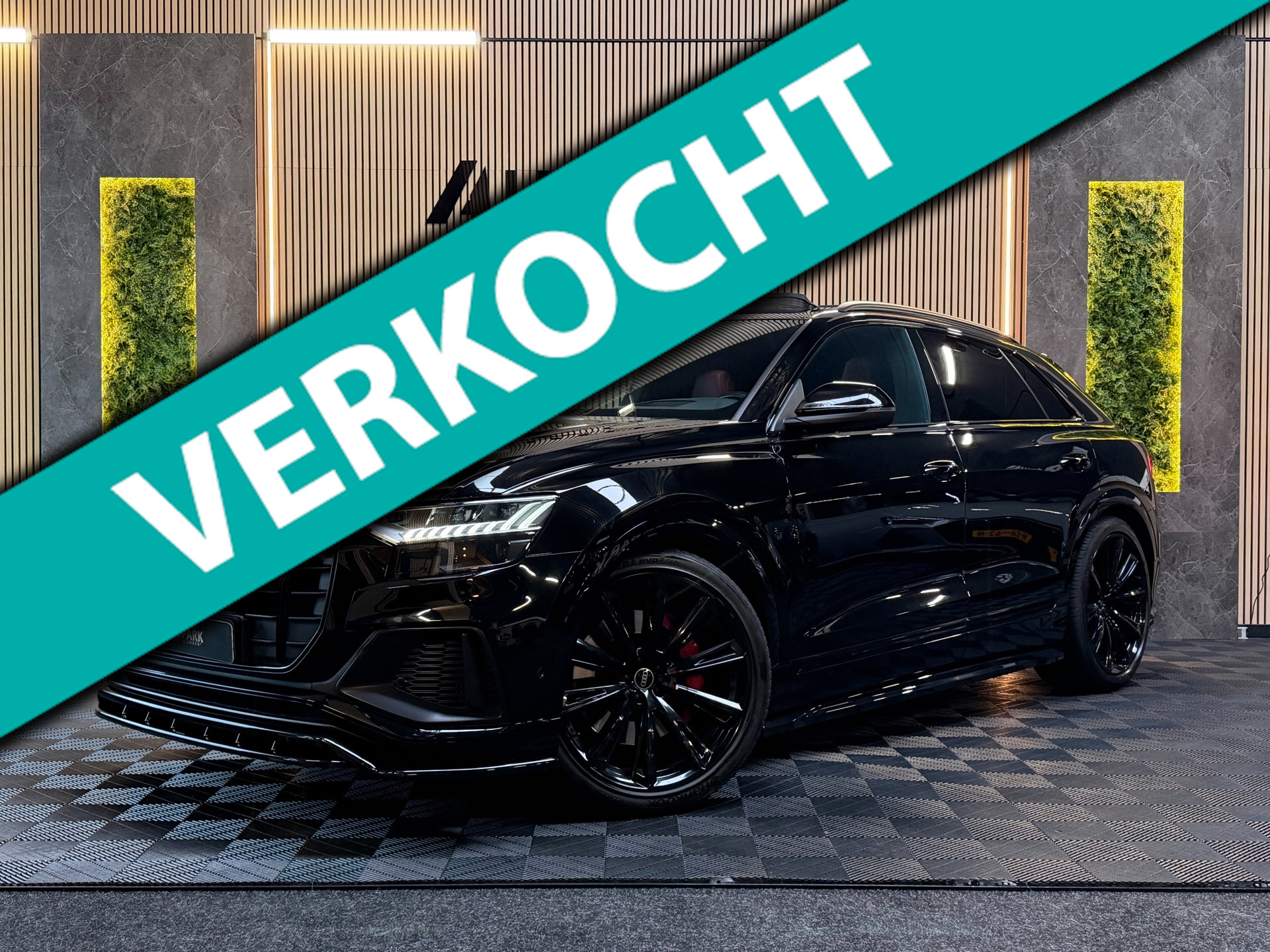 Foto van AUDI SQ8