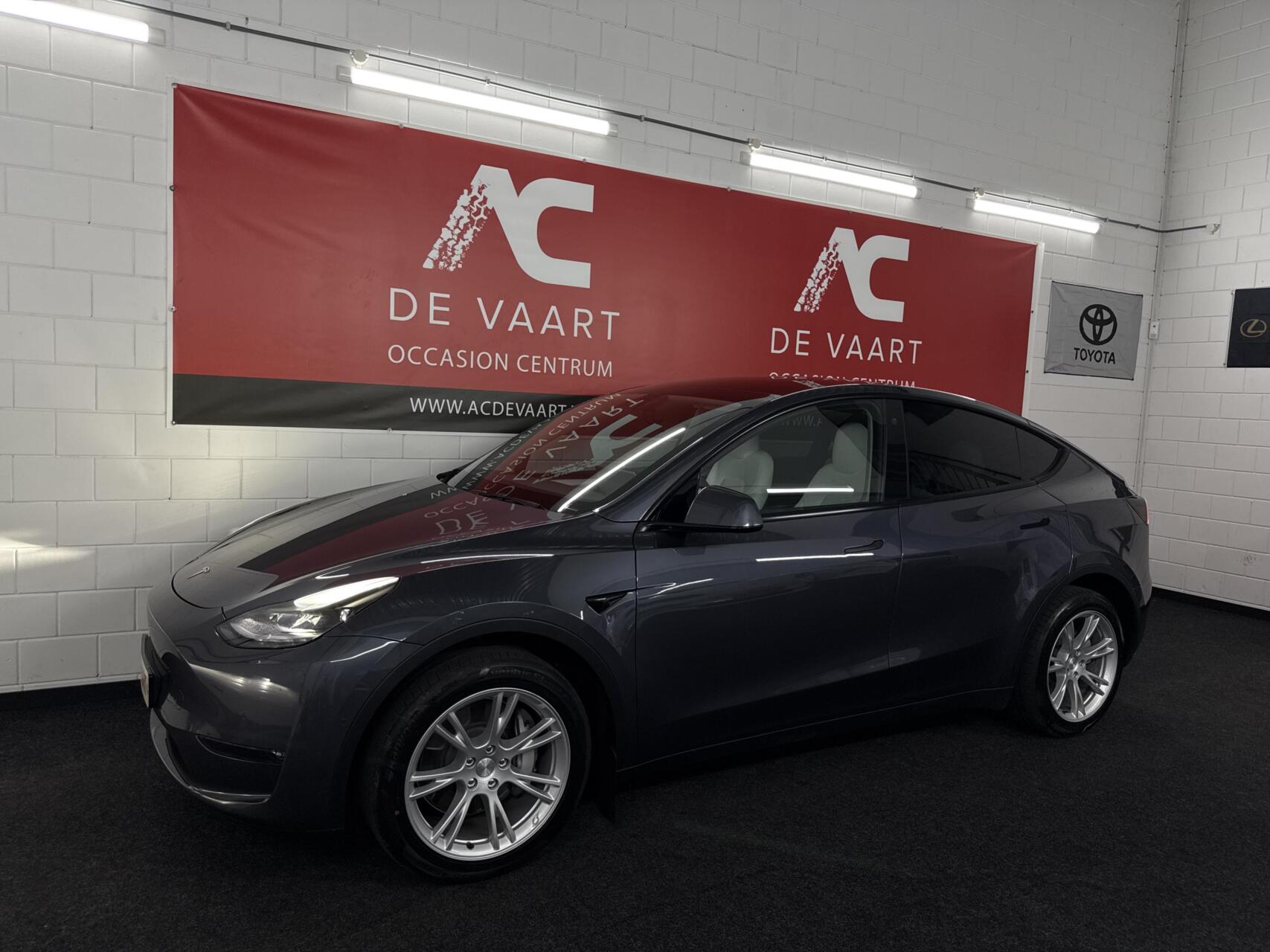 Tesla Model Y Long Range AWD 75 kWh - VERKOCHT! 2021 - voorkant
