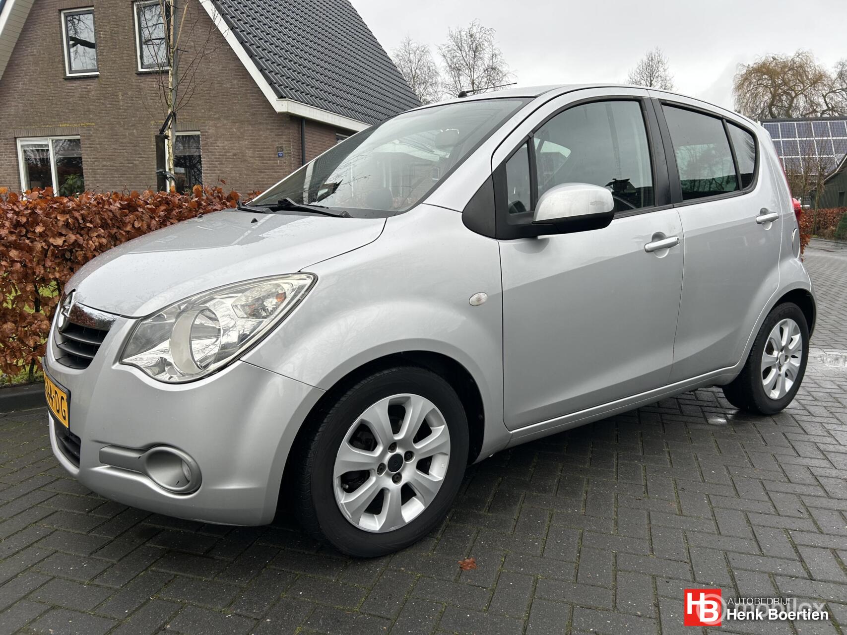 Opel Agila 1.0 Essentia 2008 - voorkant