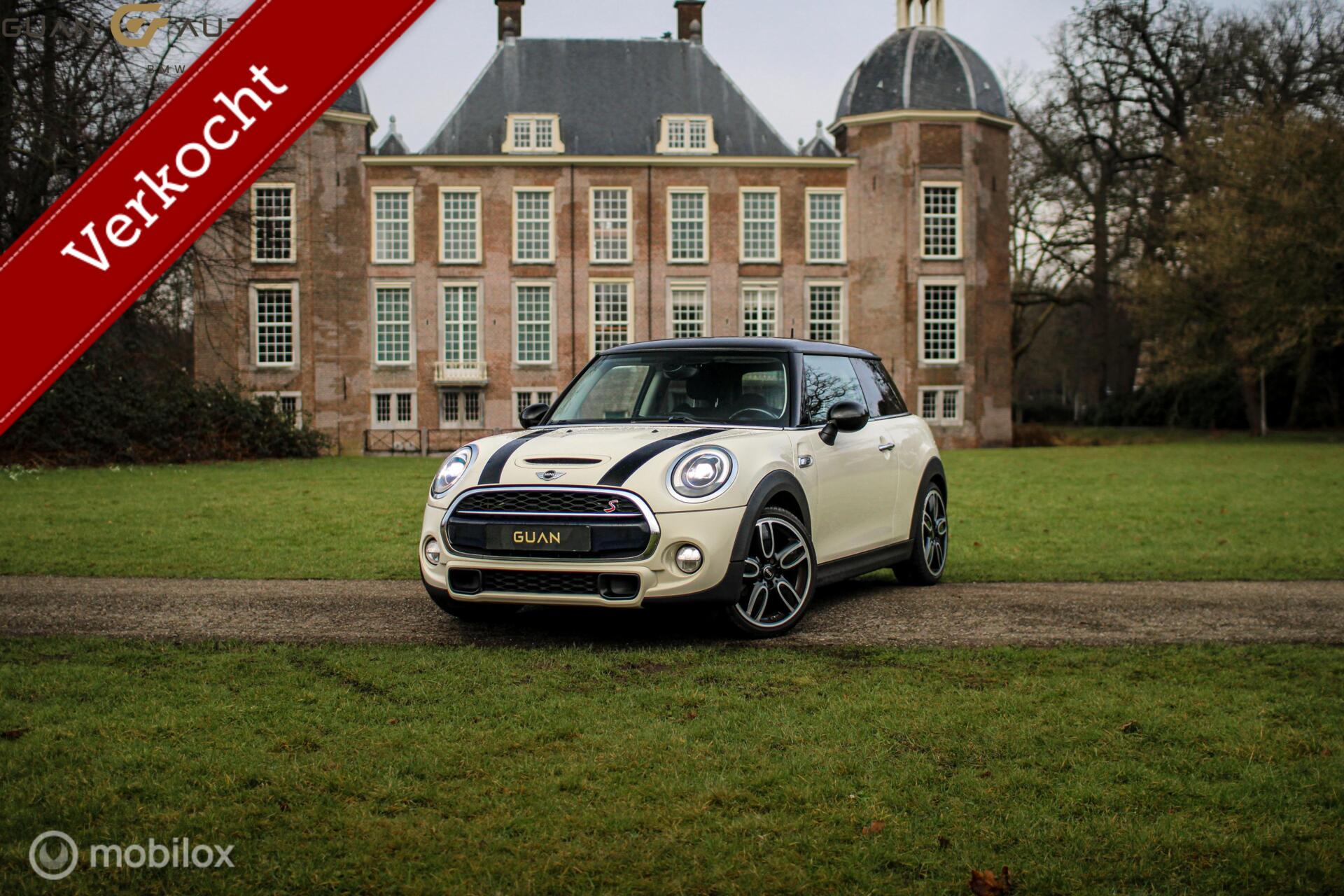 Foto van MINI COOPER S