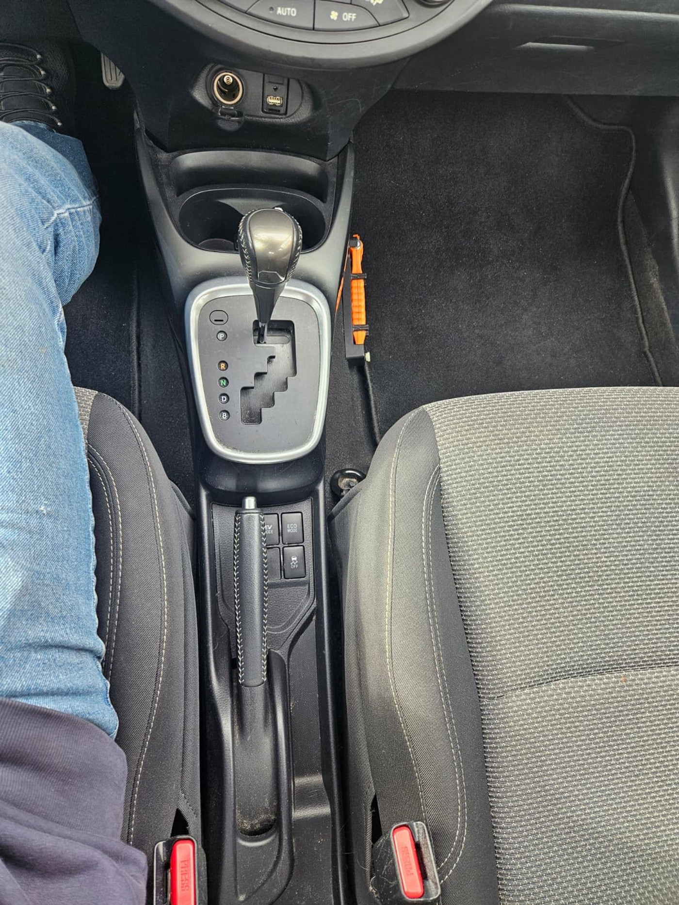 Foto van Toyota Toyota Yaris Hybrid