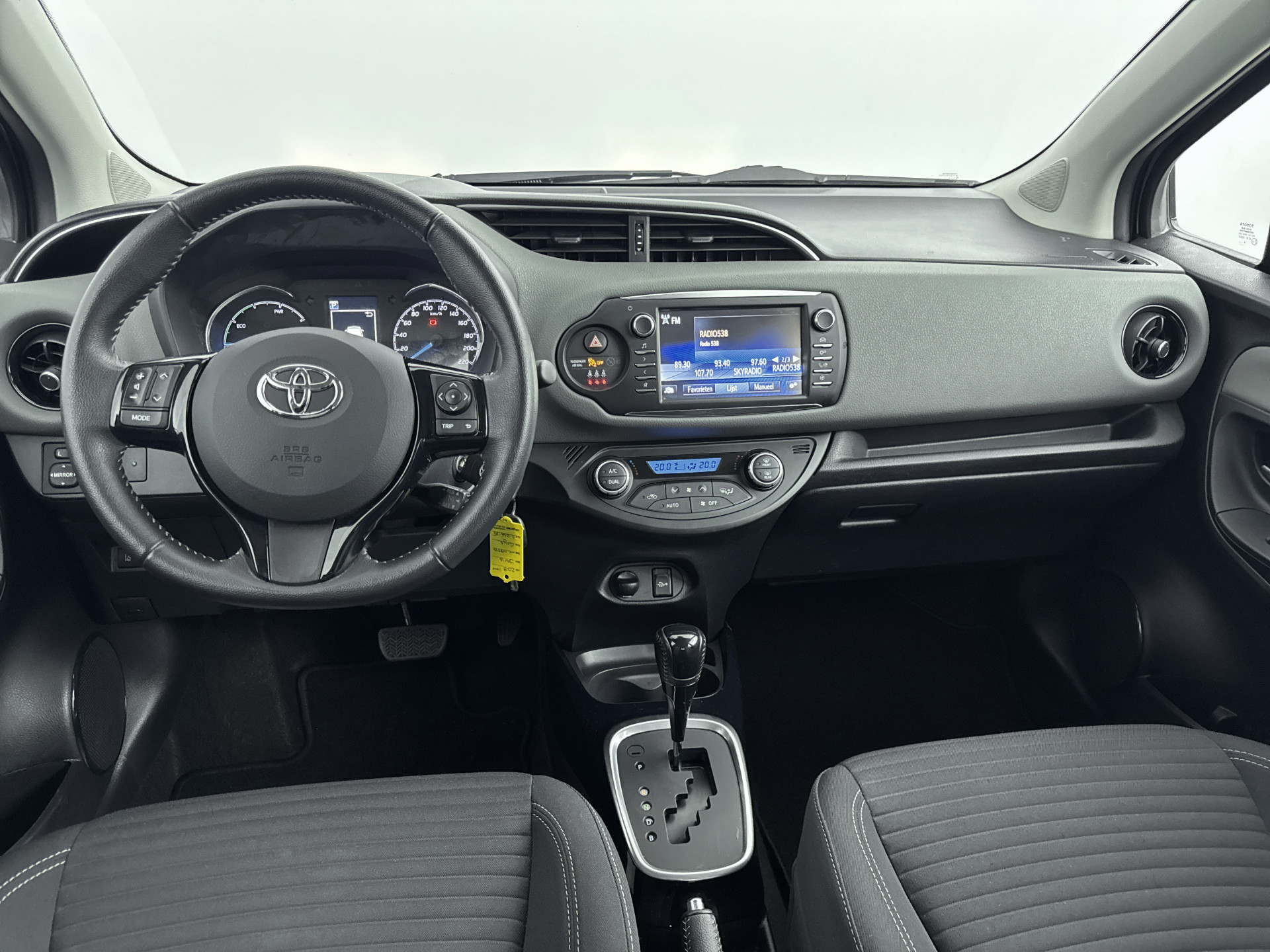 Foto van Toyota Toyota Yaris Hybrid