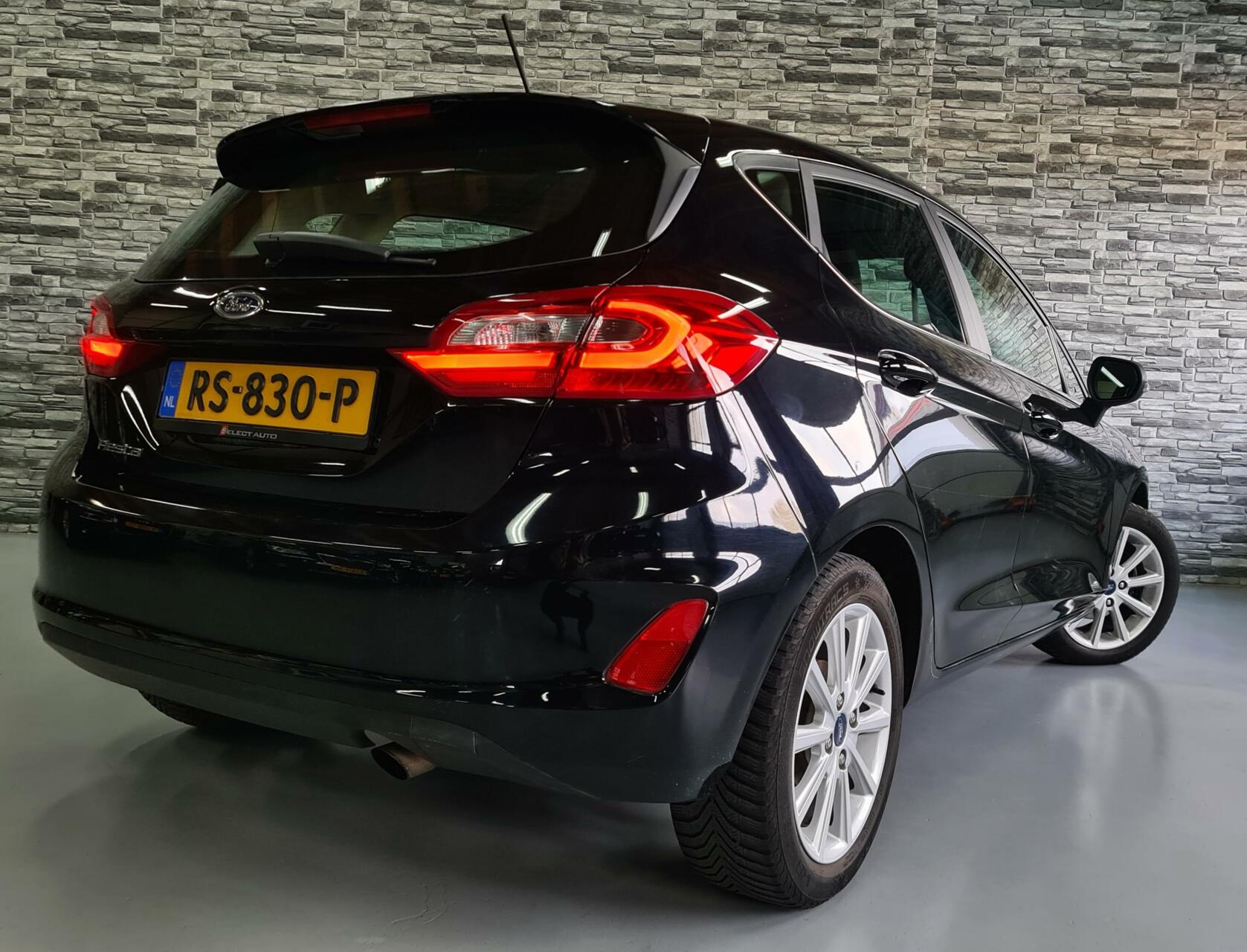 Ford Fiesta 1.0 EcoBoost Titanium *NLauto*Apple Carplay*NAP! 2018 - voorkant