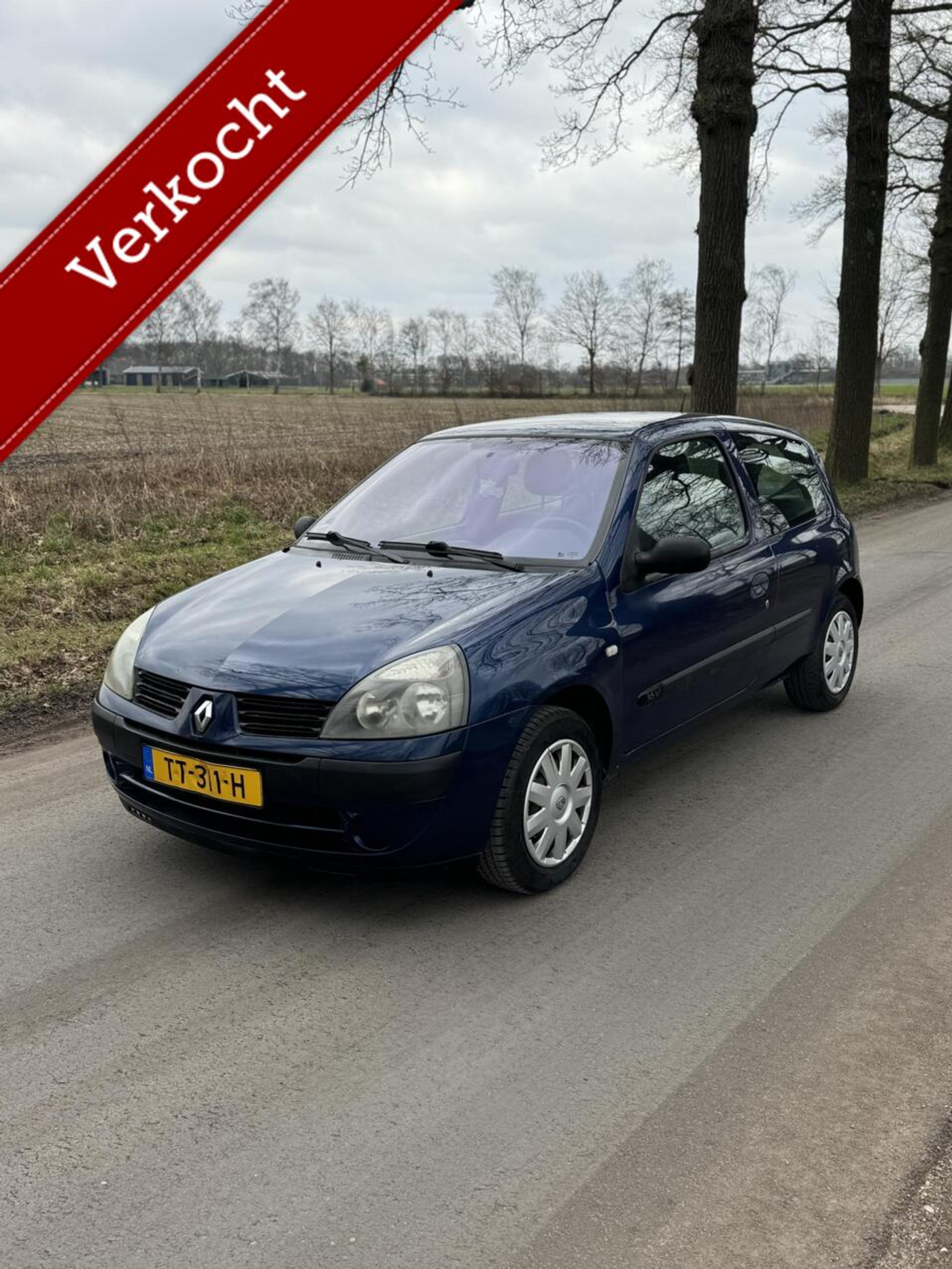 Renault Clio 1.2-16V Airco-Nieuwe APK 2004 - voorkant