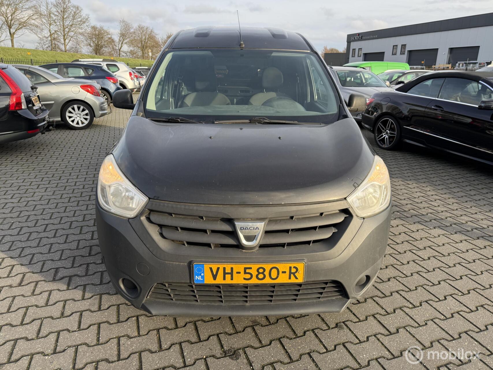 Foto van DACIA DOKKER