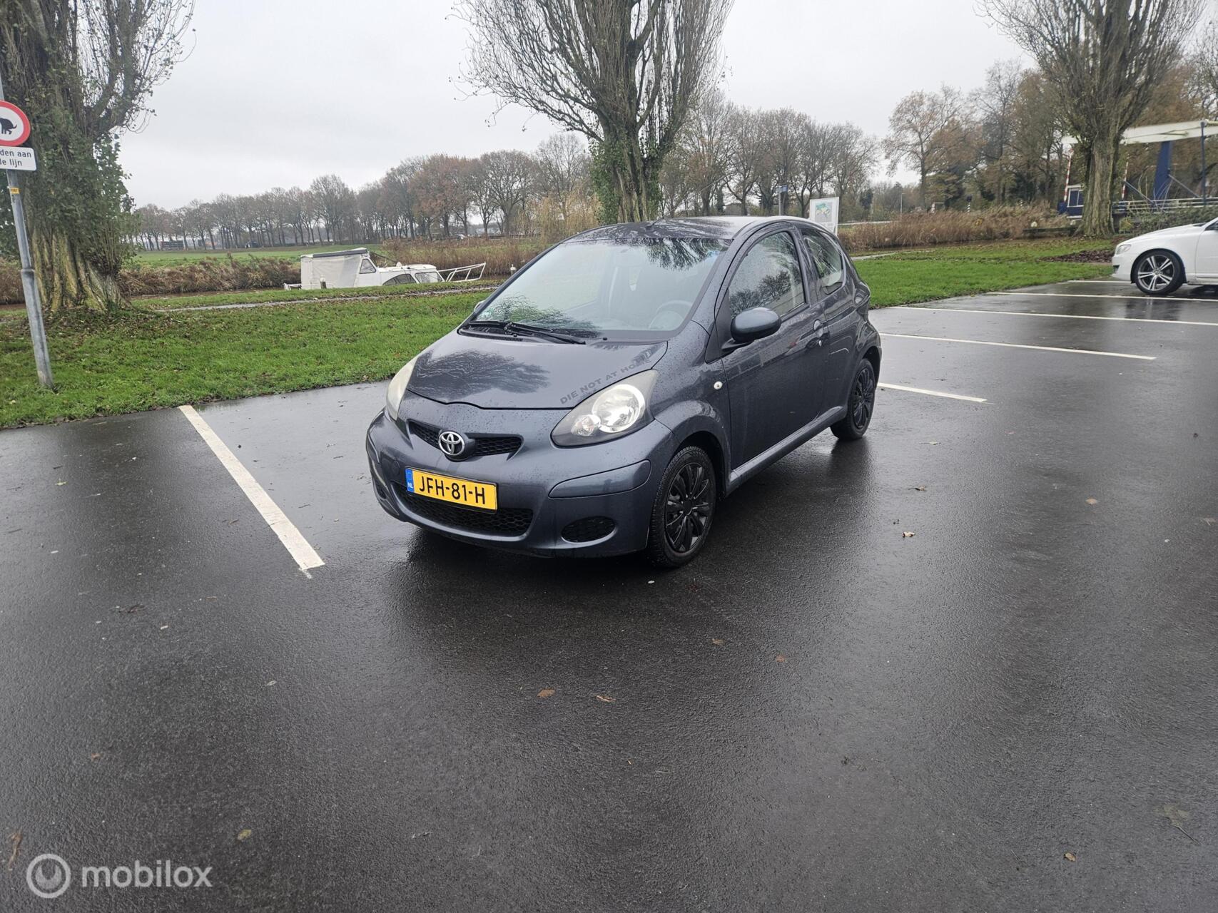 Toyota Toyota Aygo 1.0-12V Comfort 2009 - voorkant