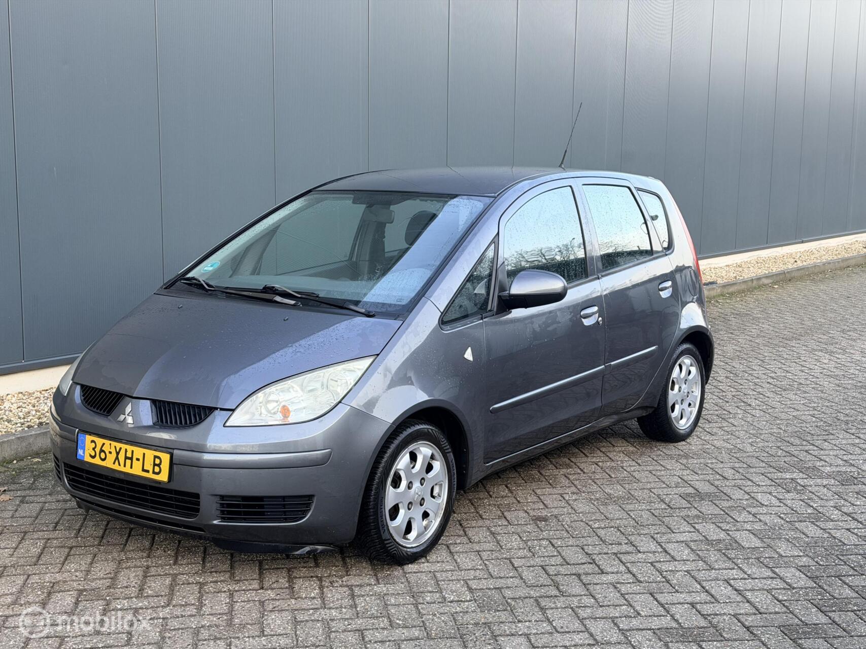 Foto van MITSUBISHI MITSUBISHI COLT
