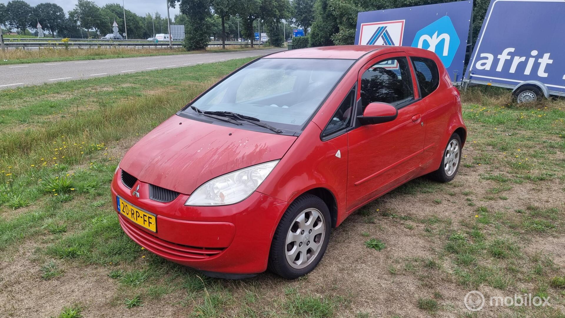 Foto van Mitsubishi Colt