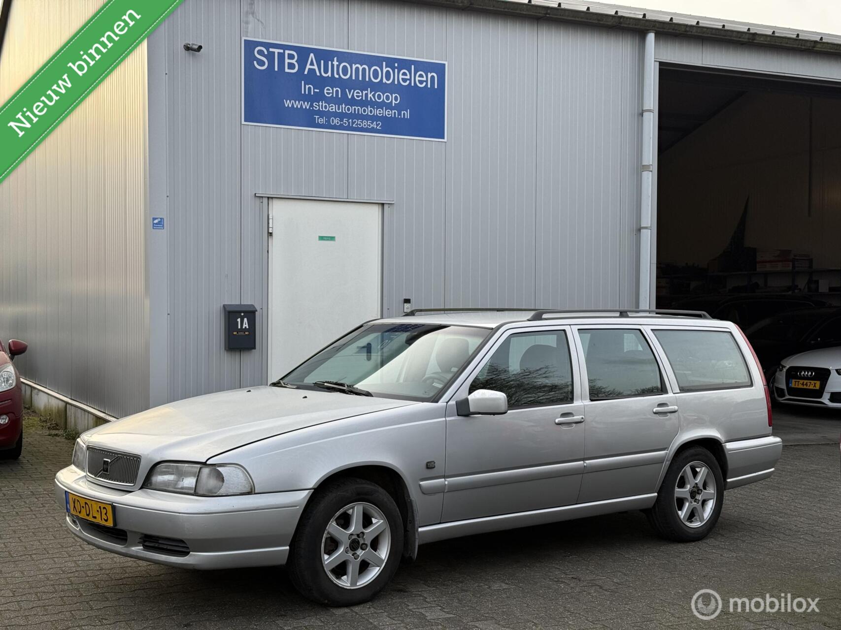 Volvo V70 2.5 Europa, 5 cilinder, Leder 1998 - voorkant