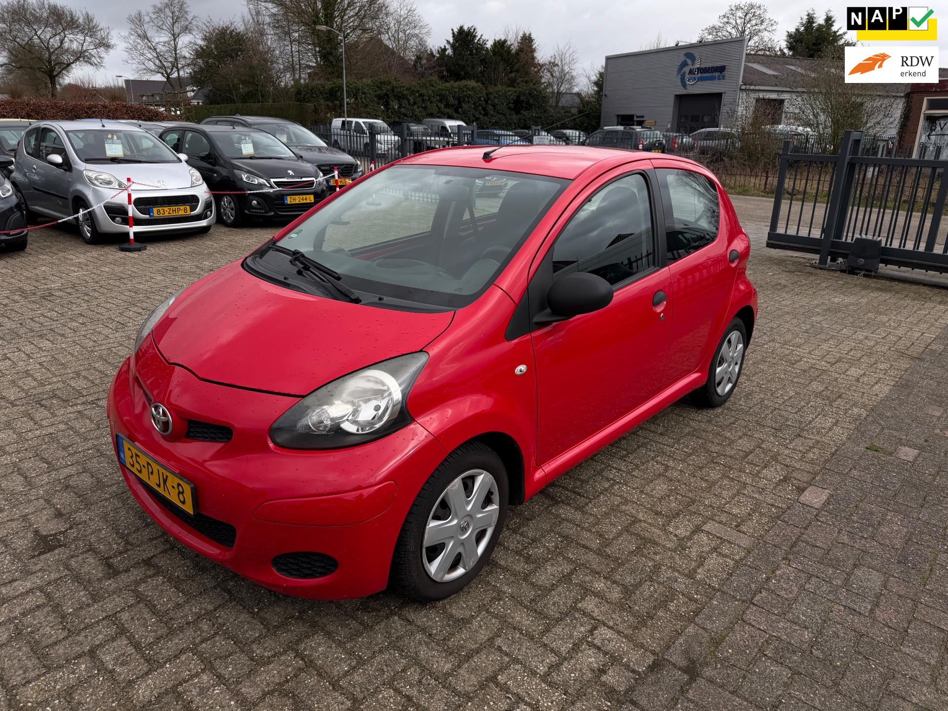 Toyota Toyota Aygo 1.0 | Airco | 5 Deurs | NWE APK 2011 - voorkant
