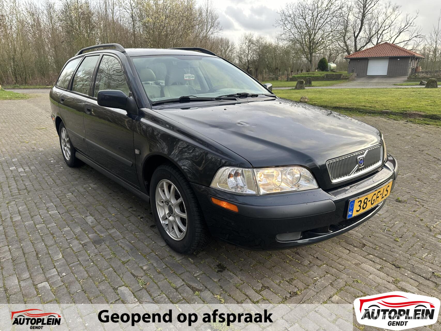 Foto van VOLVO V40