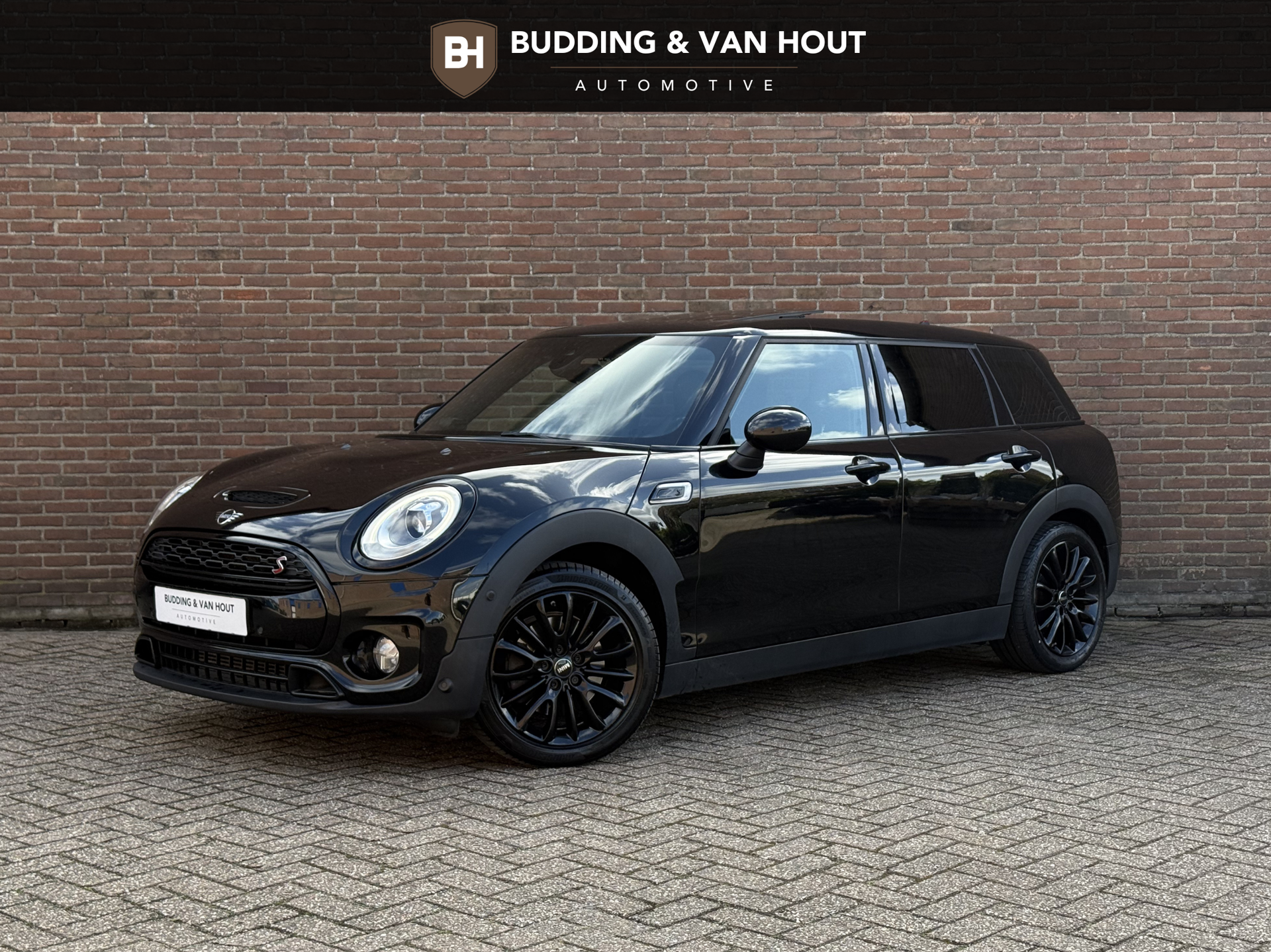 Foto van MINI CLUBMAN COOPER S
