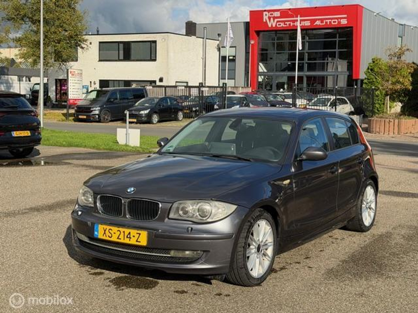 BMW 1er Reihe 118i Executive 2007 - voorkant