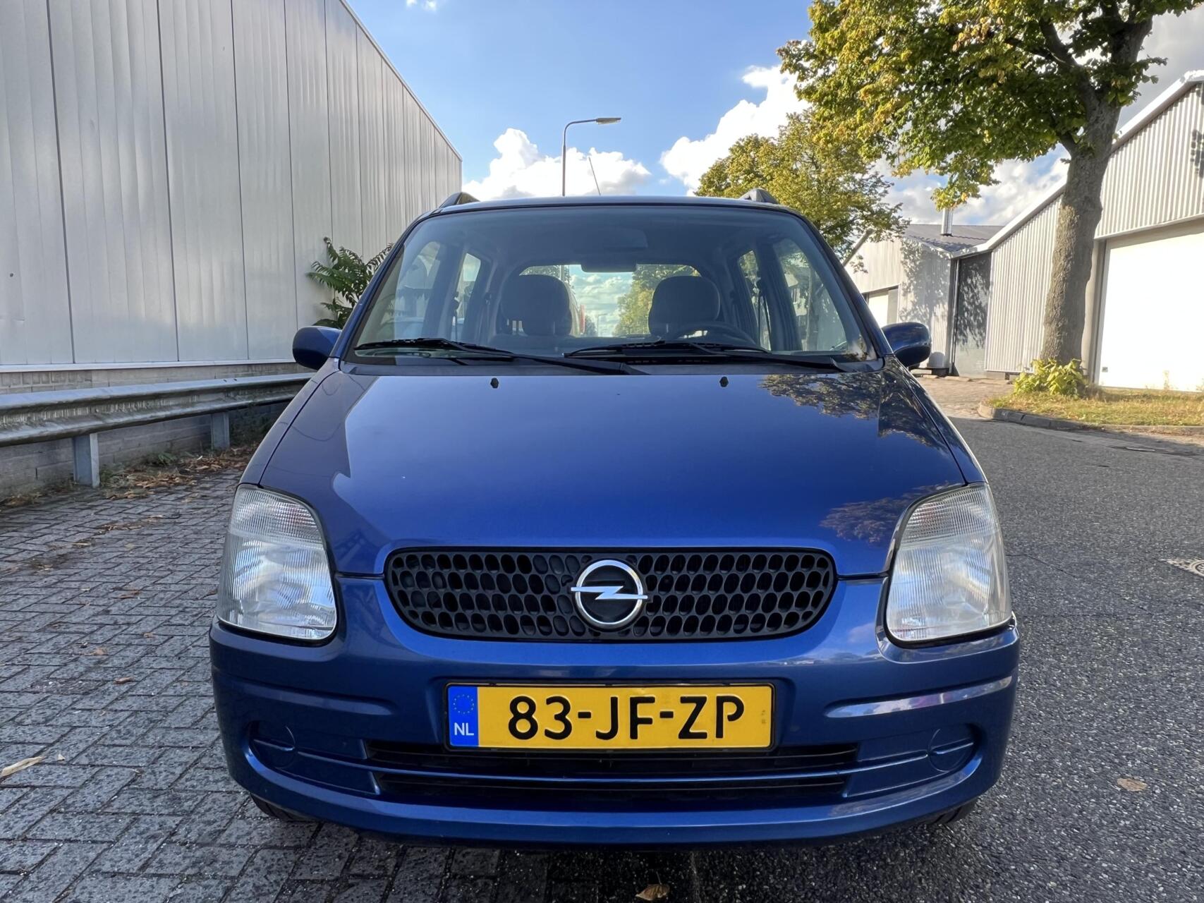 Foto van Opel Agila