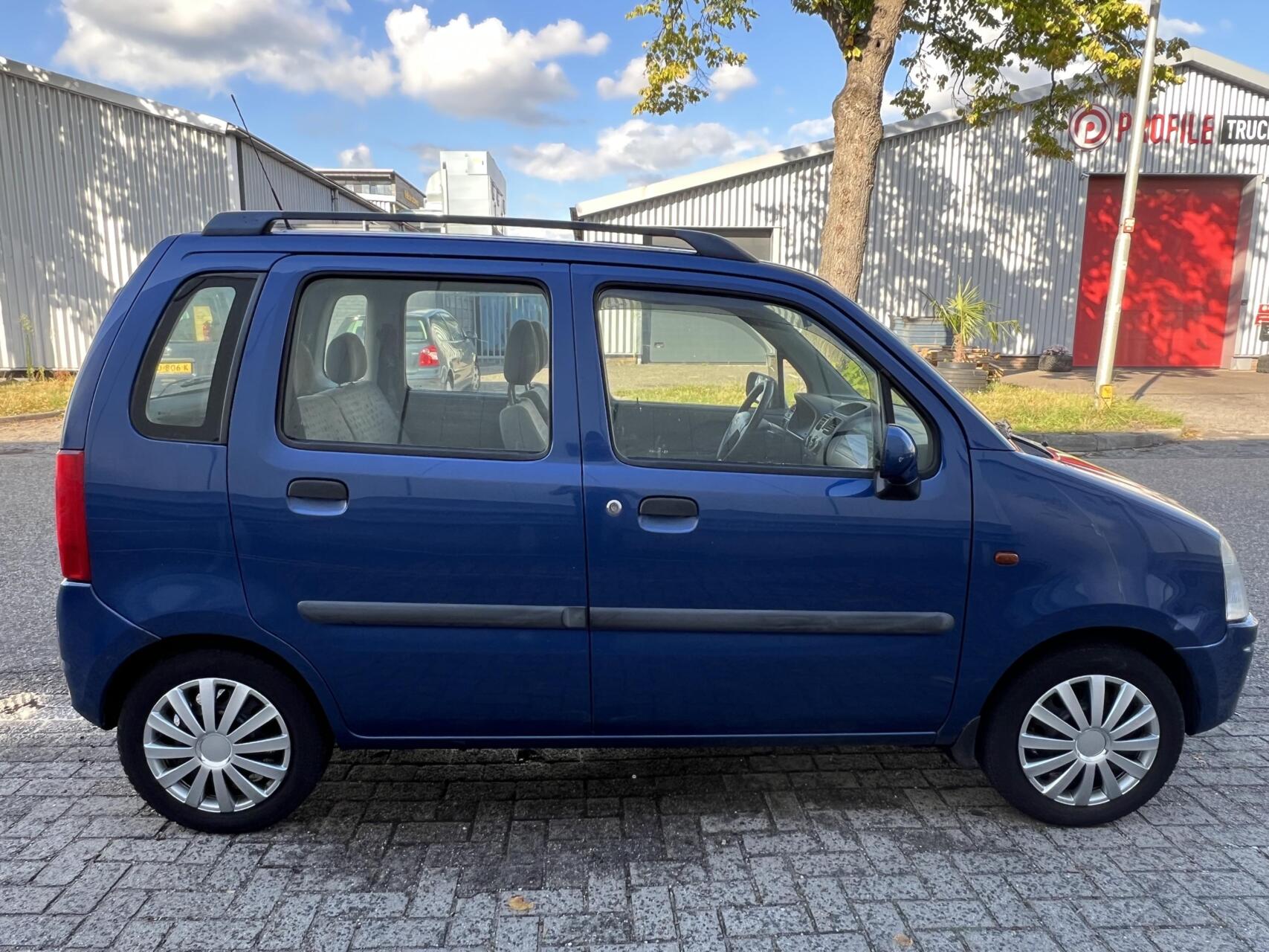 Foto van Opel Agila