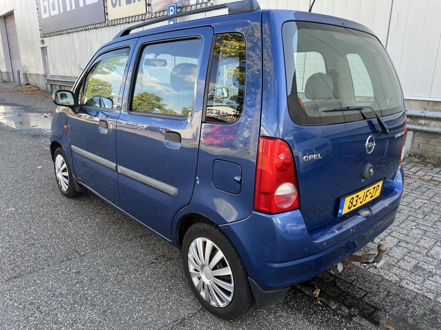 Foto van Opel Agila