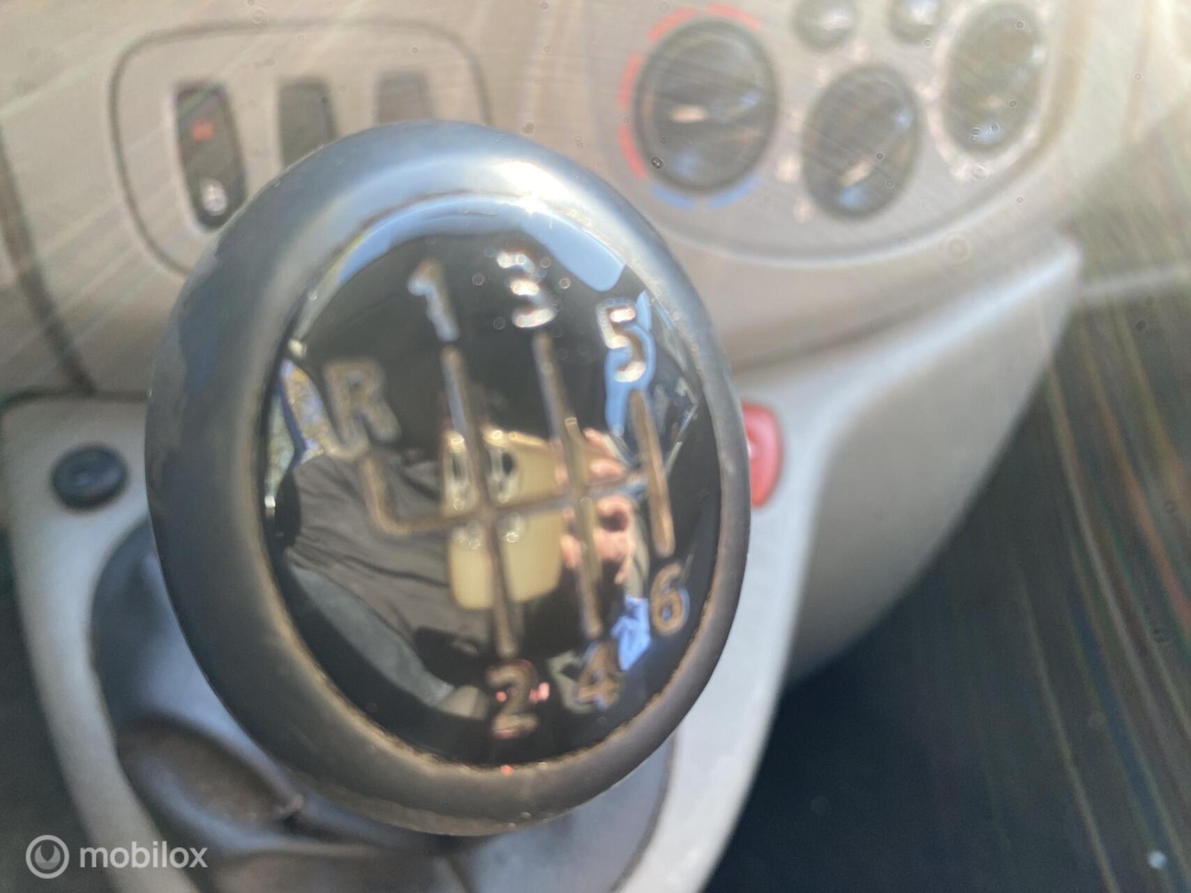 Foto van Renault Trafic T27 L1/h1 2.0 Dci 66kw E4