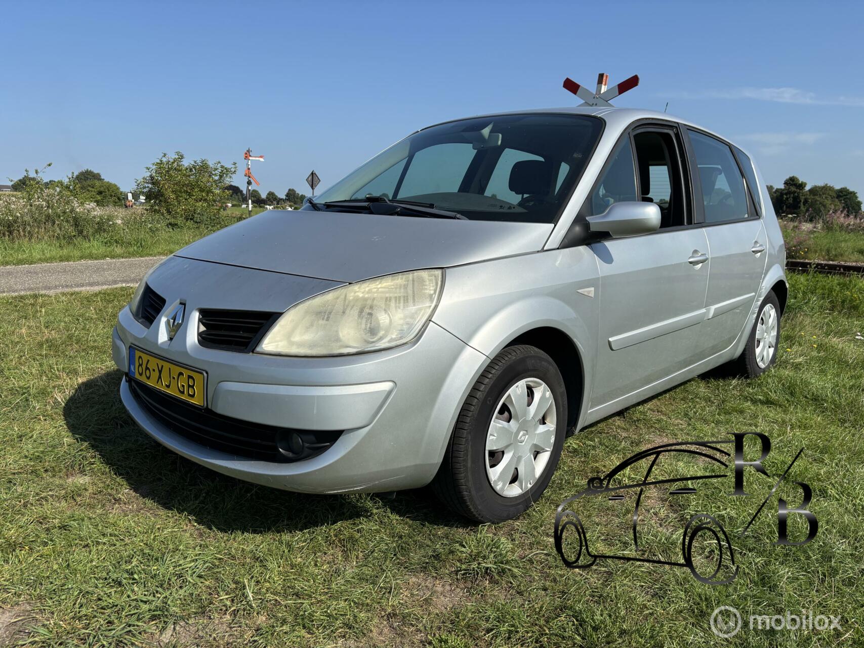 Foto van RENAULT MEGANE SCENIC