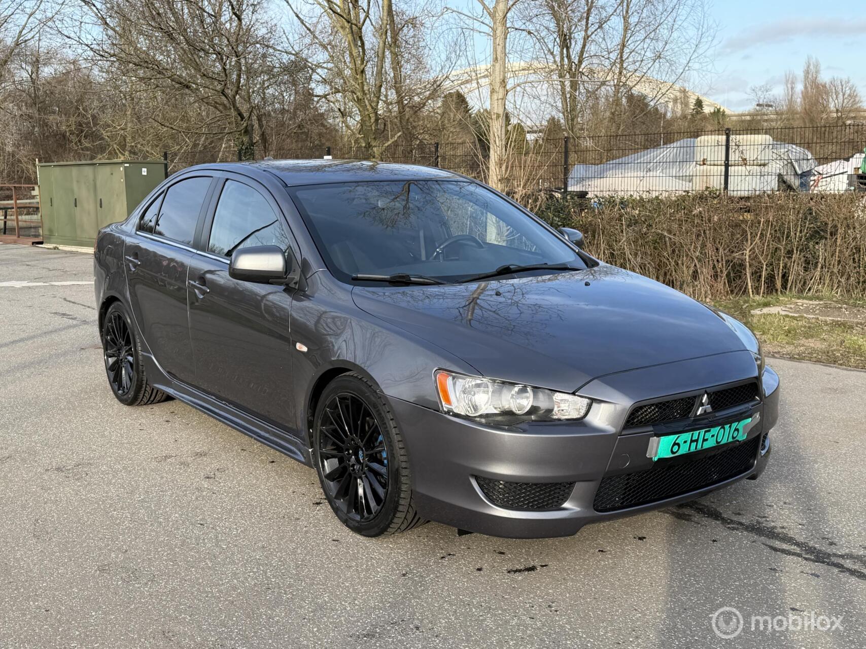 Foto van MITSUBISHI MITSUBISHI LANCER