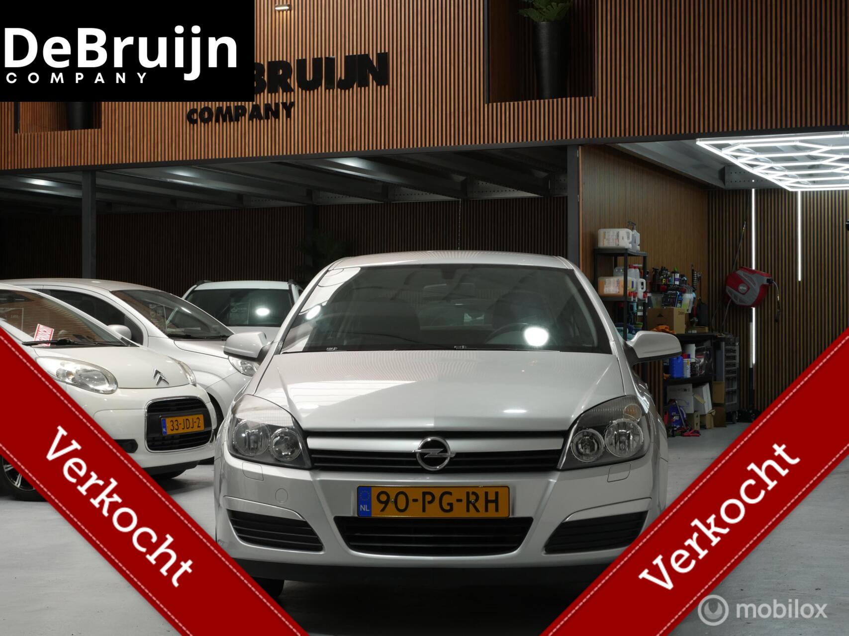 Opel Astra 1.4 Cosmo 2004 - voorkant