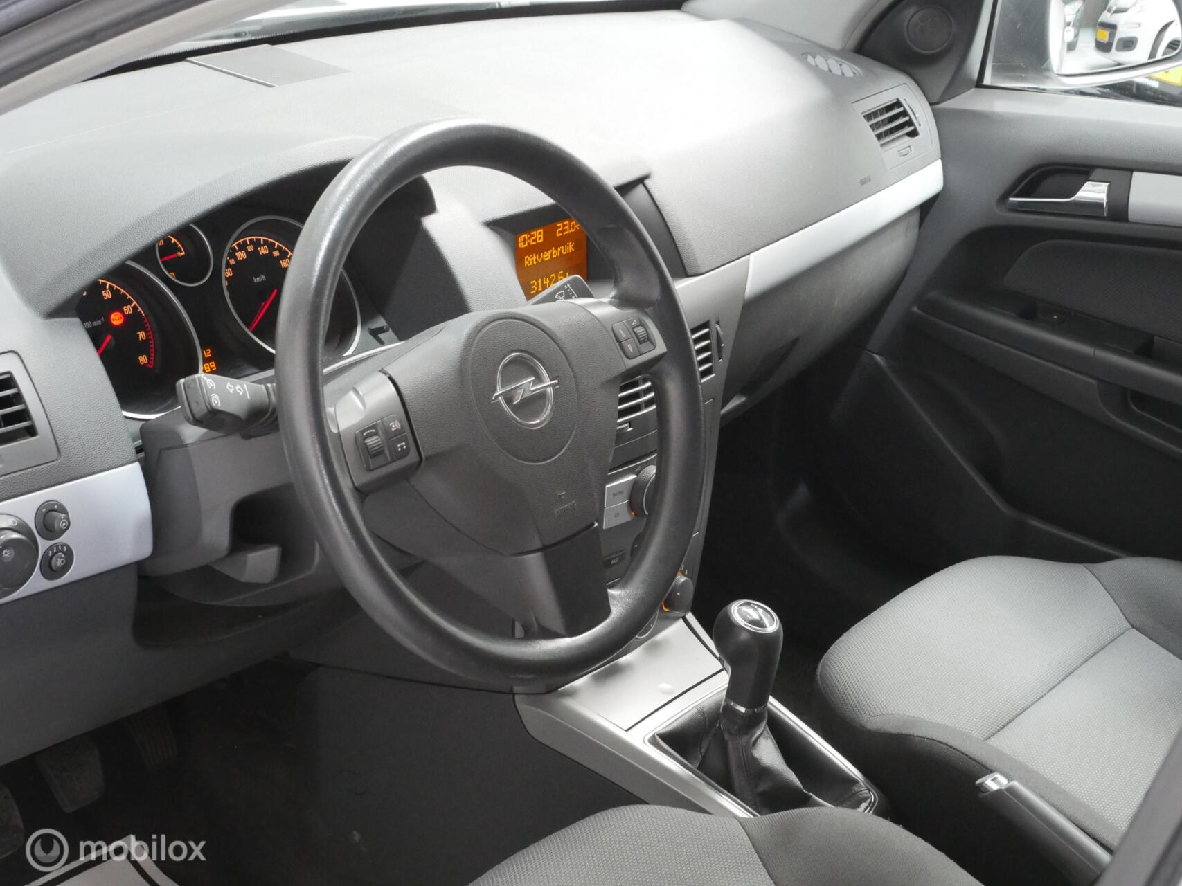Foto van Opel Astra