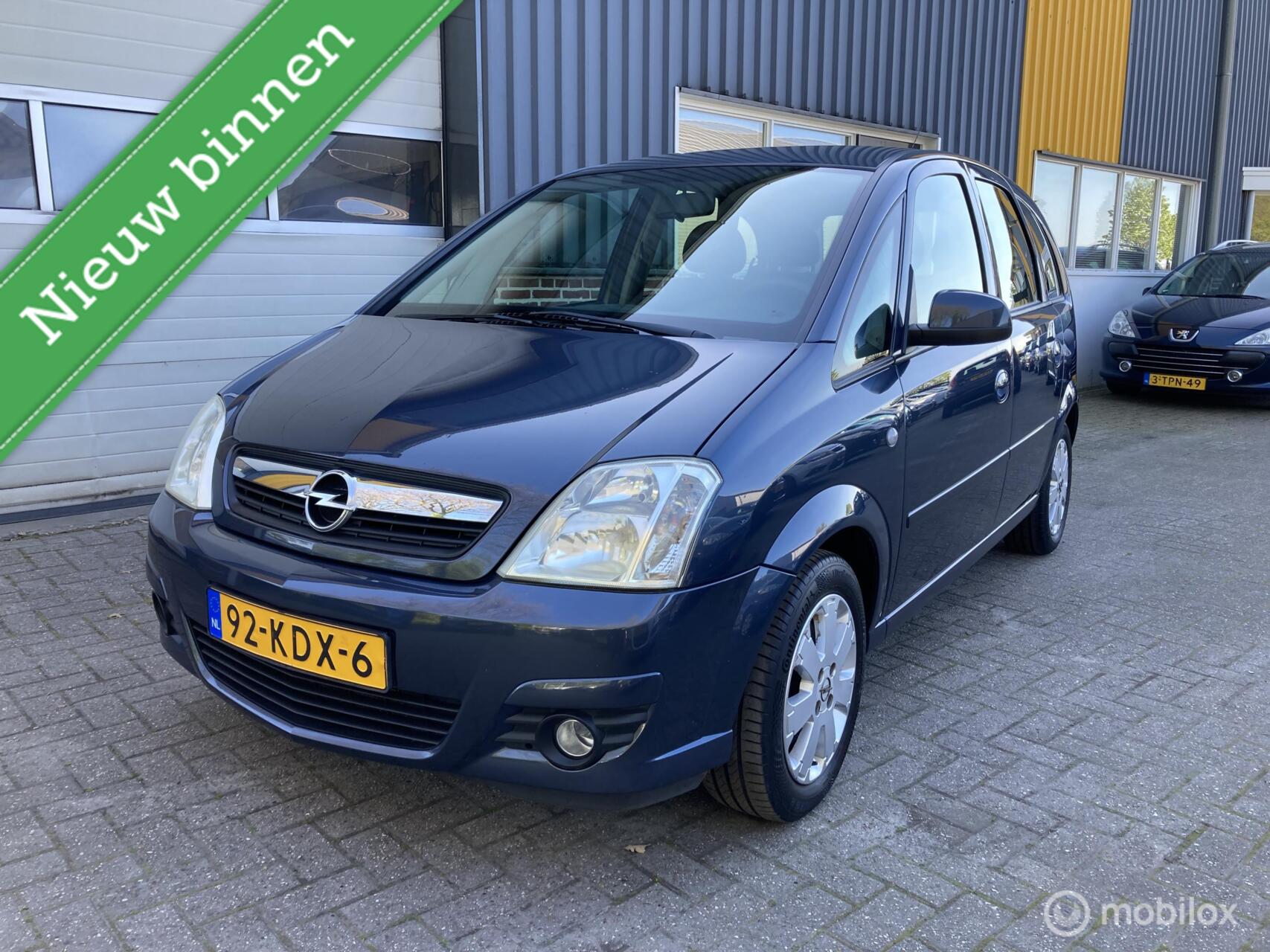 Opel Meriva-a 1.6-16V Cosmo NETTE AUTO! 2009 - voorkant