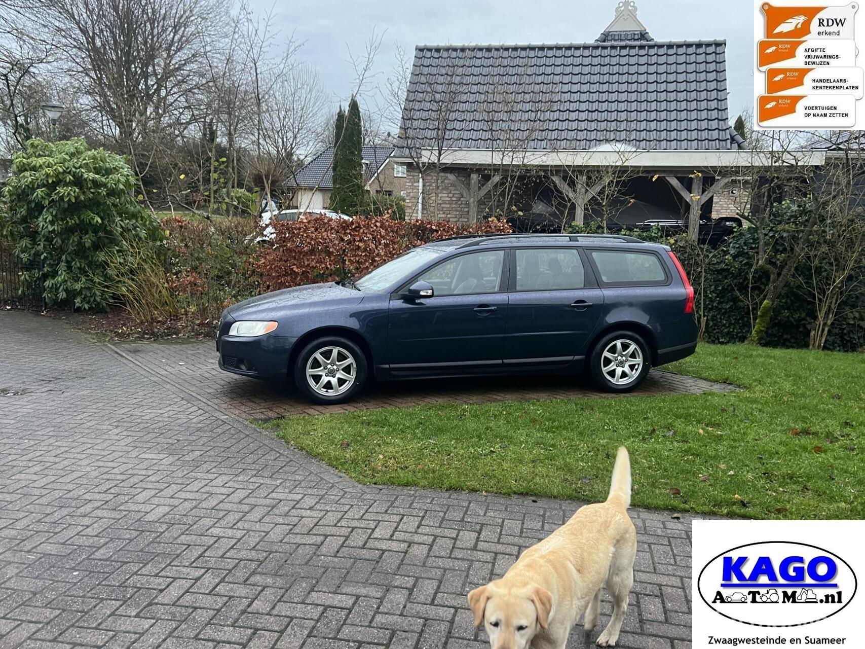 Volvo V70 2.5FT Momentum 2009 - voorkant