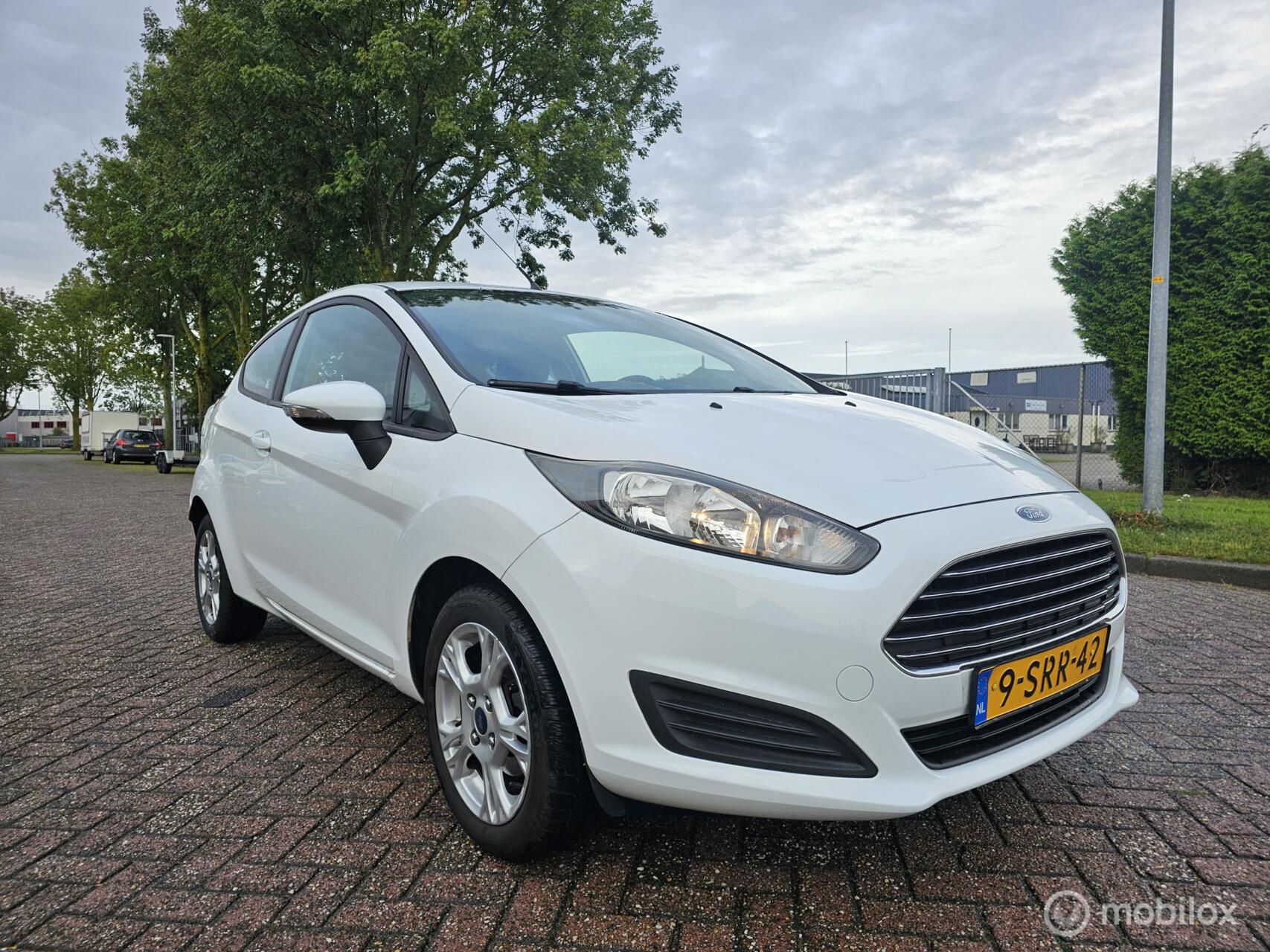 Ford Fiesta 1.0 Style Airco 2013 - voorkant