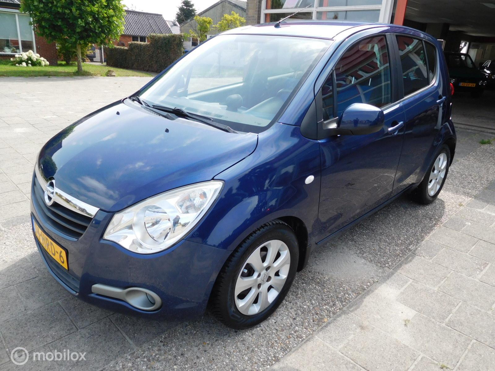 Foto van Opel Agila