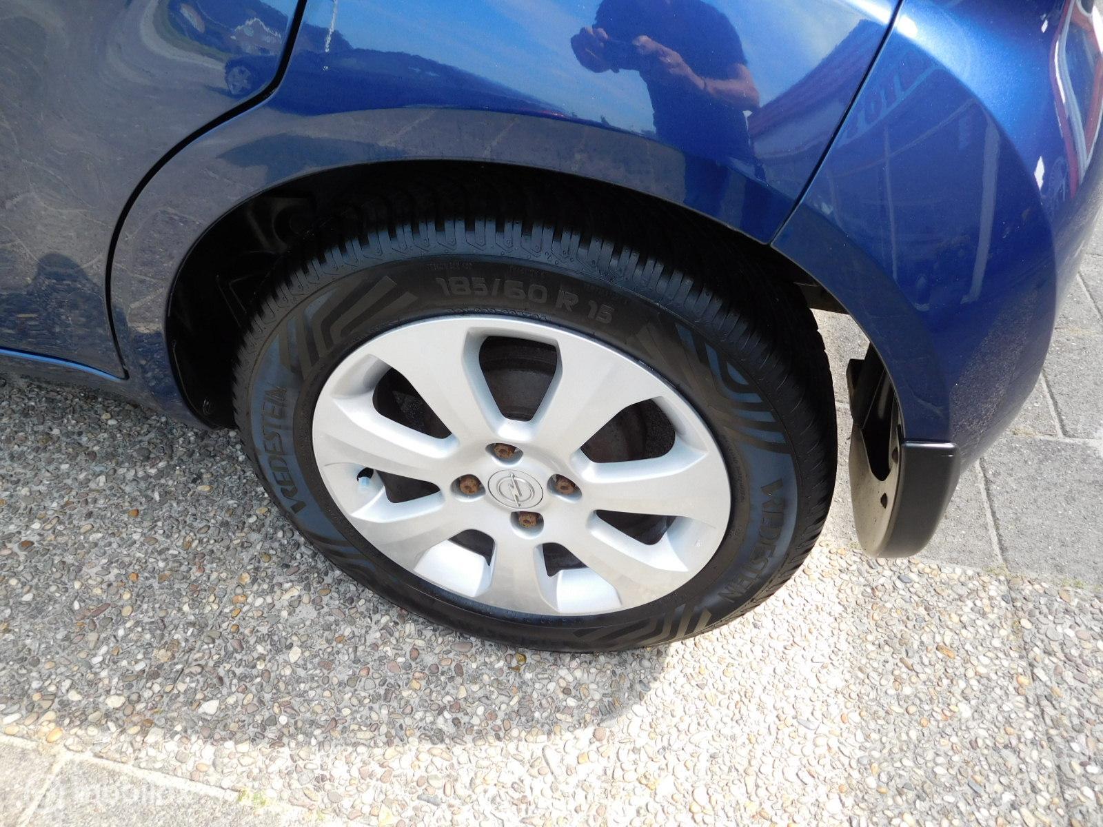 Foto van Opel Agila