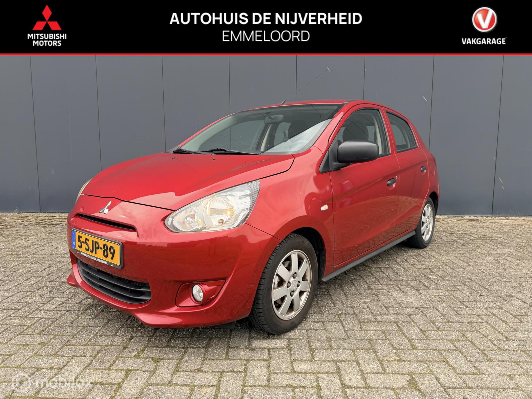 Foto van MITSUBISHI MITSUBISHI SPACE STAR