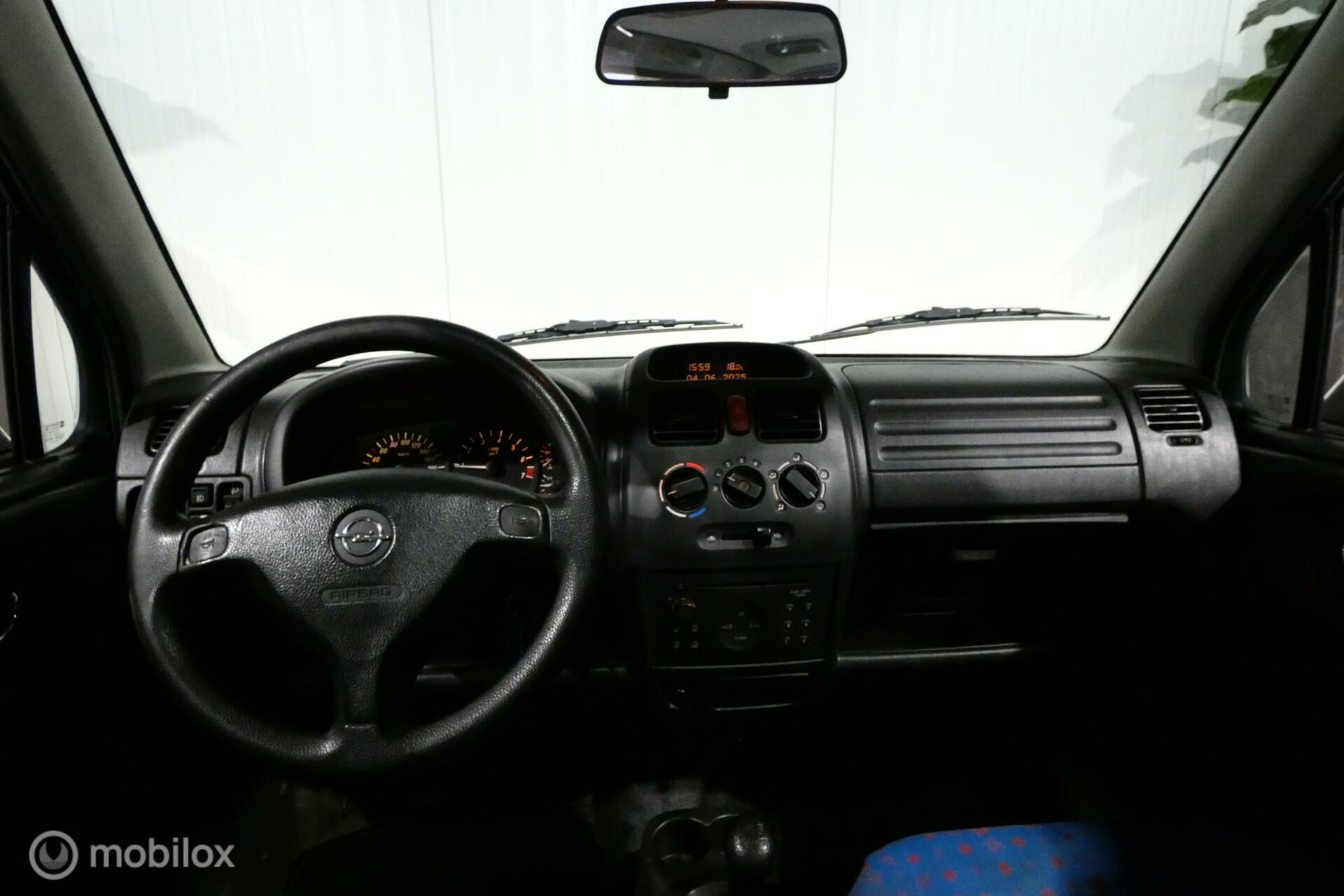 Foto van Opel Agila