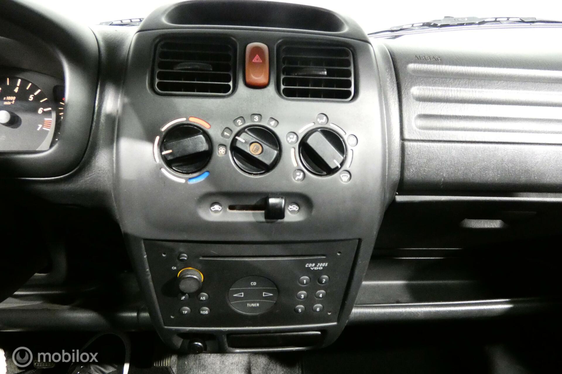 Foto van Opel Agila