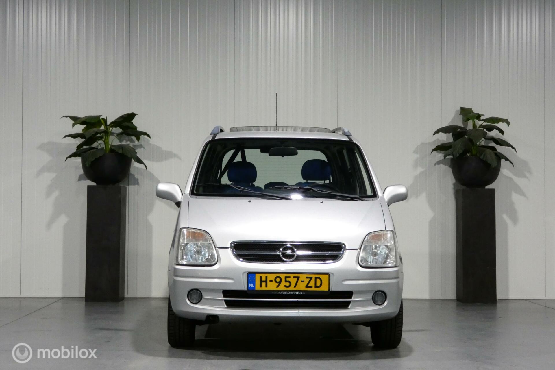 Foto van Opel Agila