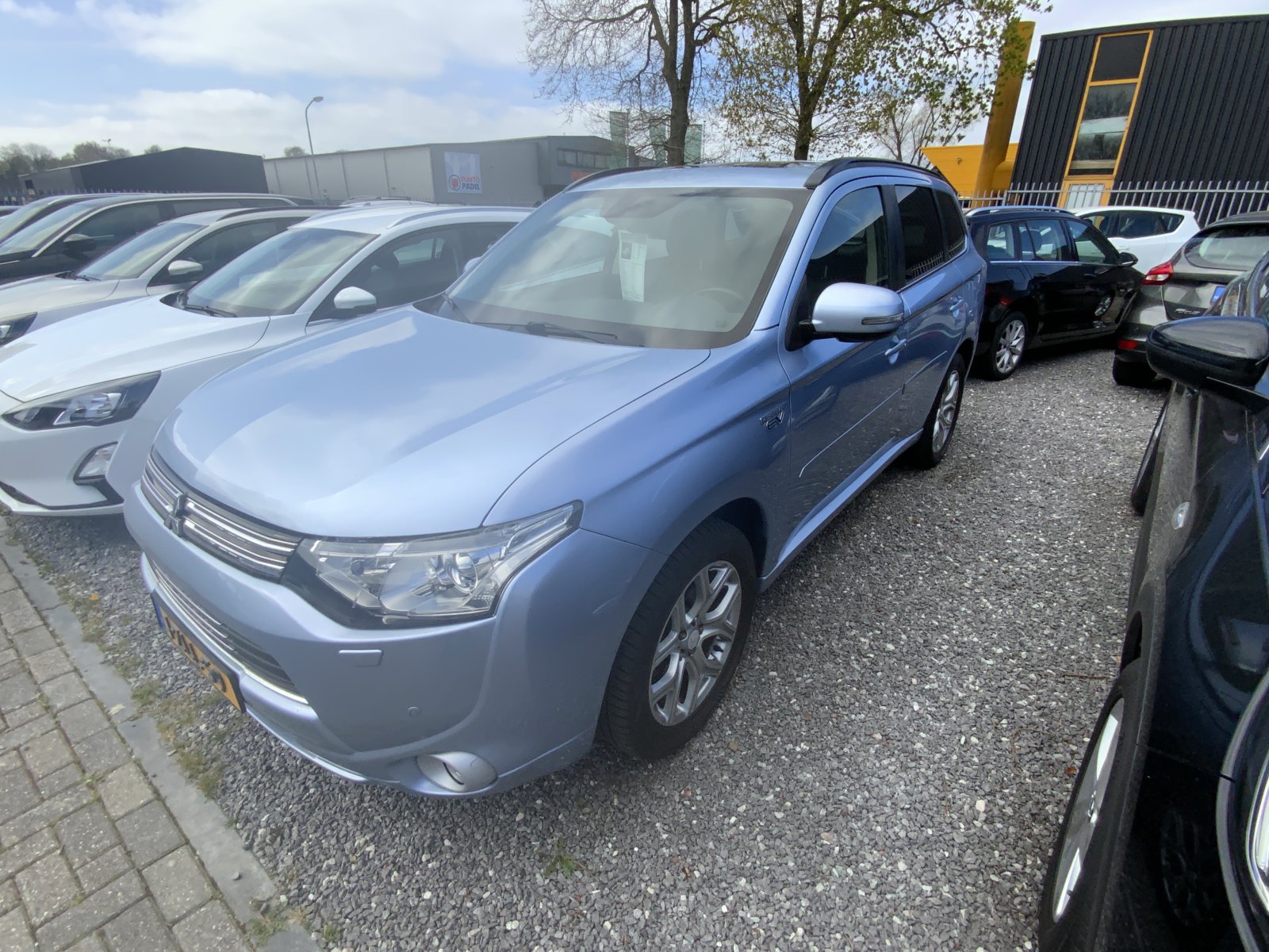 Mitsubishi Outlander 2.0 PHEV Instyle+ 2015 - voorkant