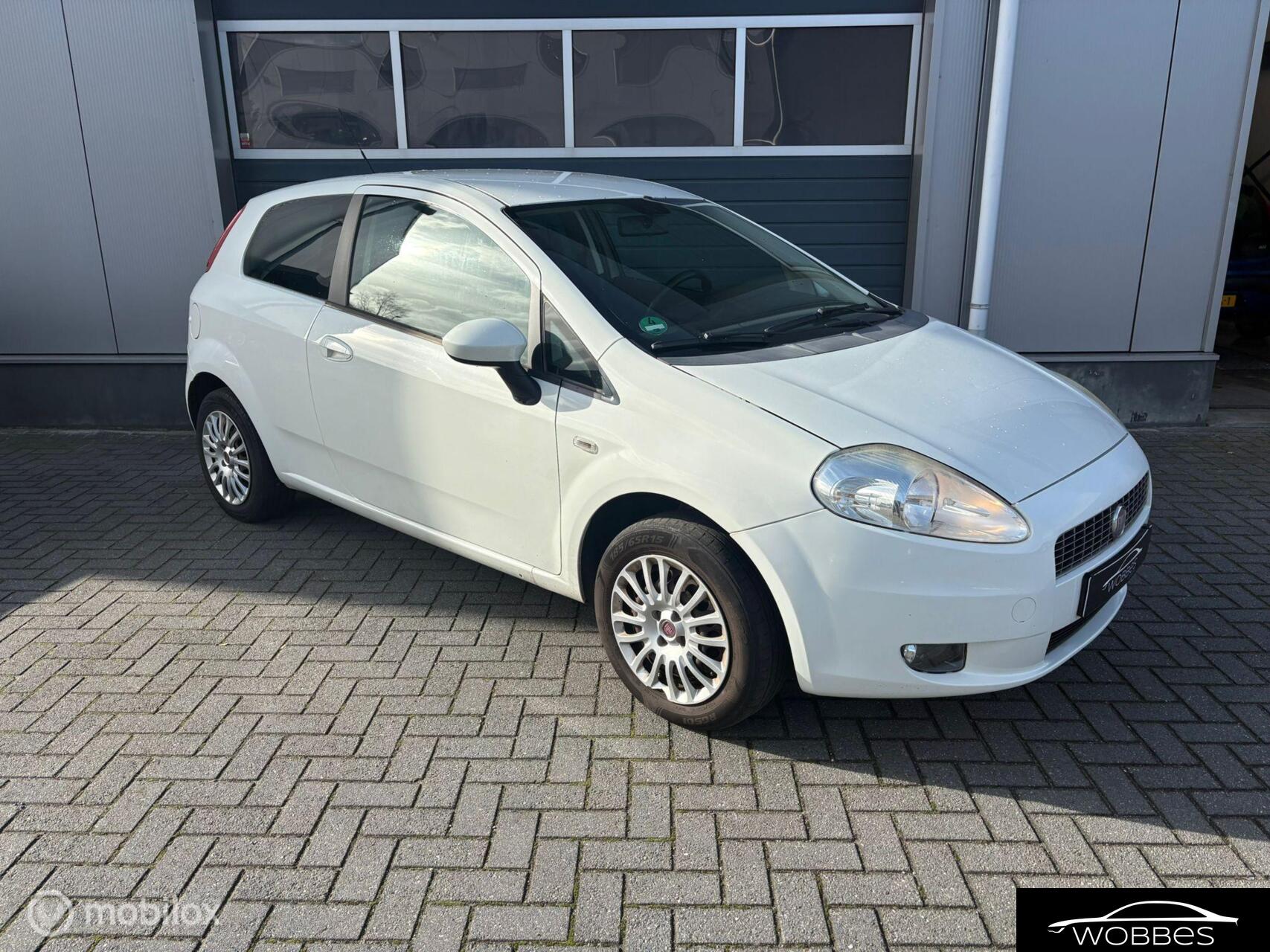 Foto van FIAT FIAT PUNTO