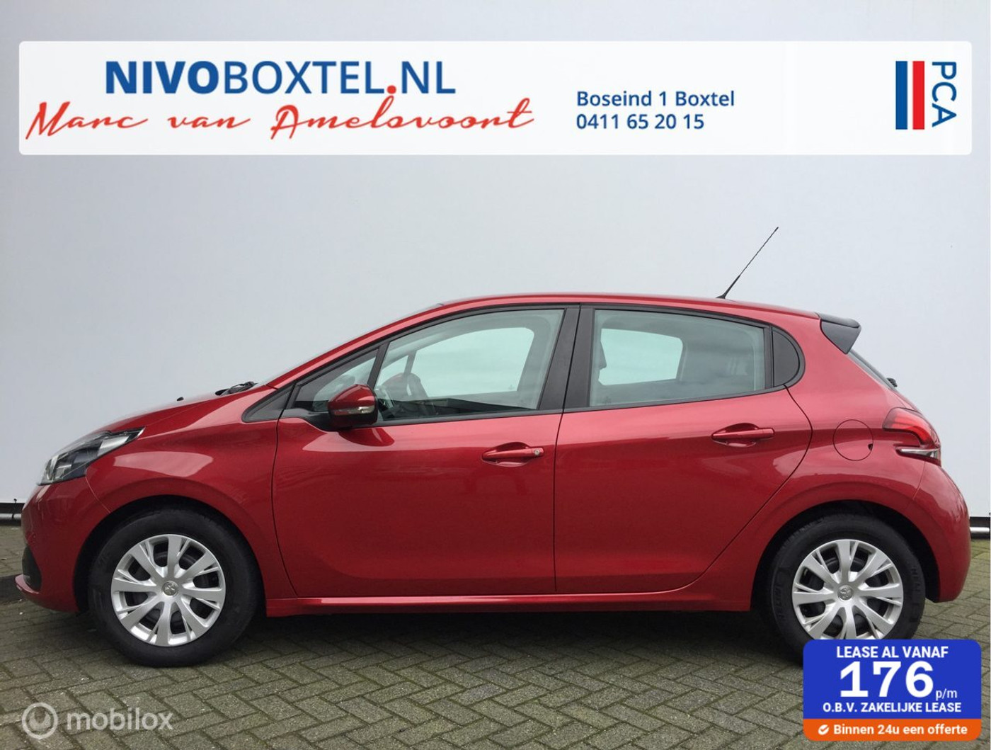 Peugeot 208 - 1.2 PureTech Blue Lion * Navigatie + parkeeersensoren 2017 - voorkant