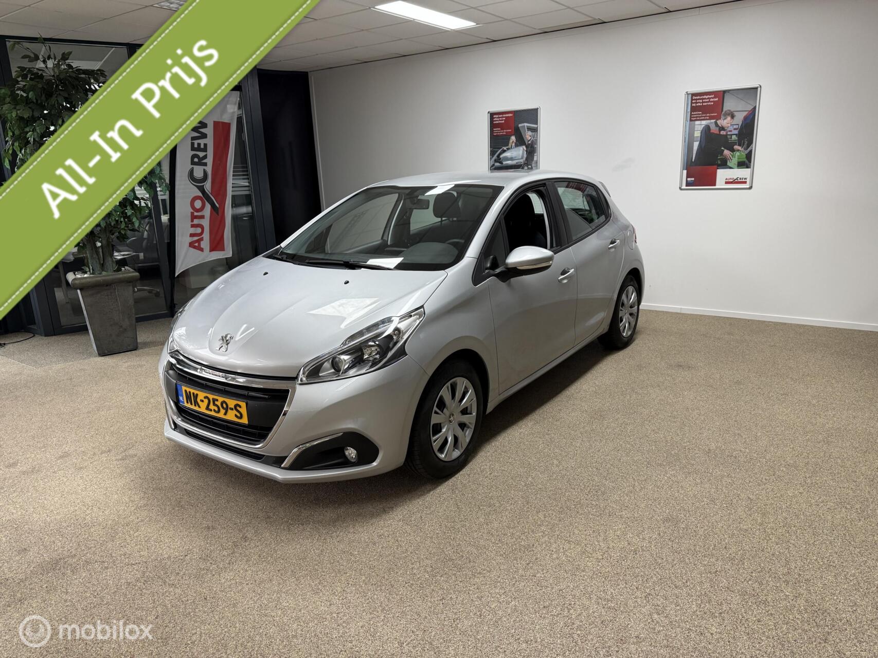 Peugeot 208 1.2 PureTech Blue, Incl nieuwe Apk en Grote beurt 2017 - voorkant