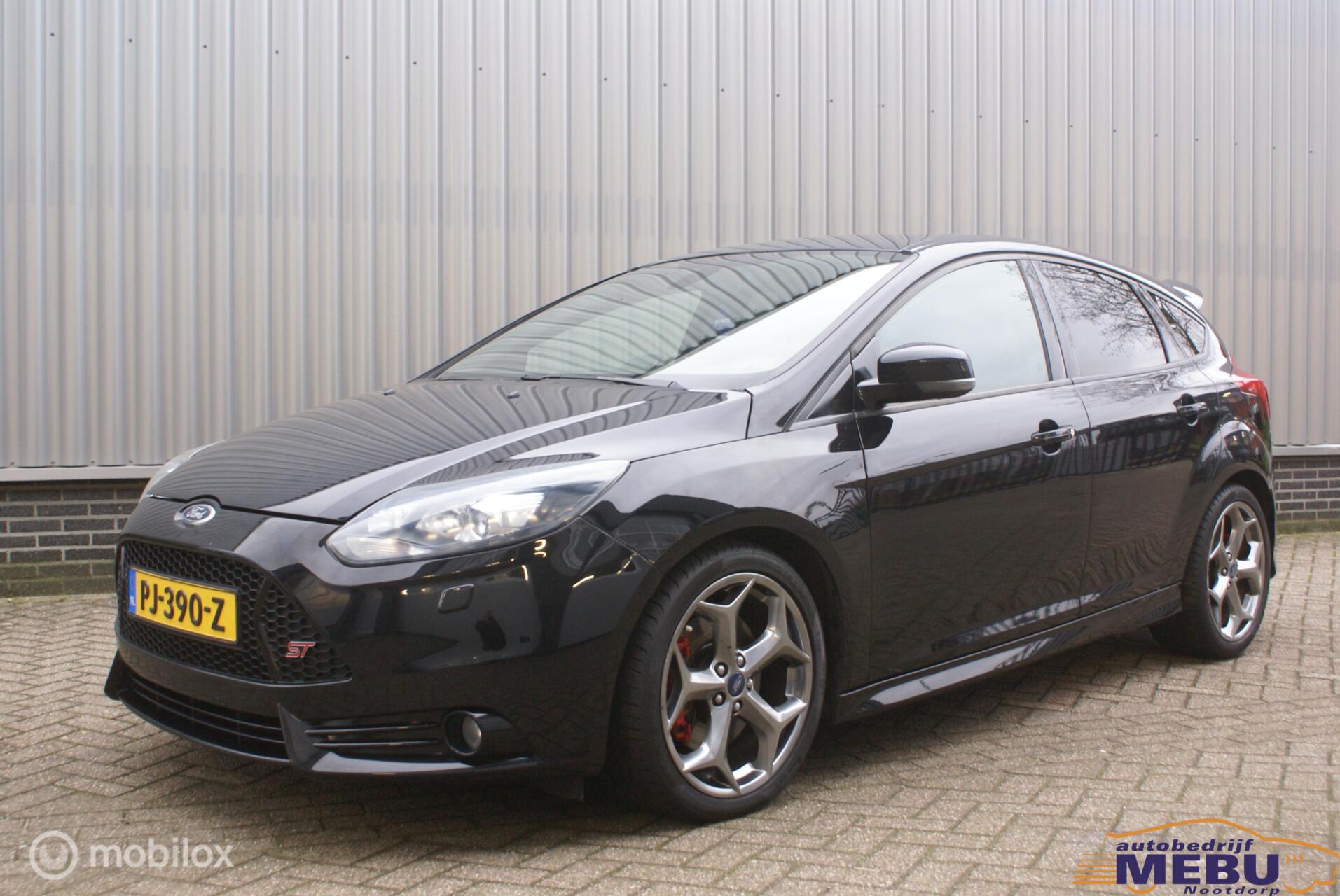Ford Focus 2.0 ST-3 2015 - voorkant